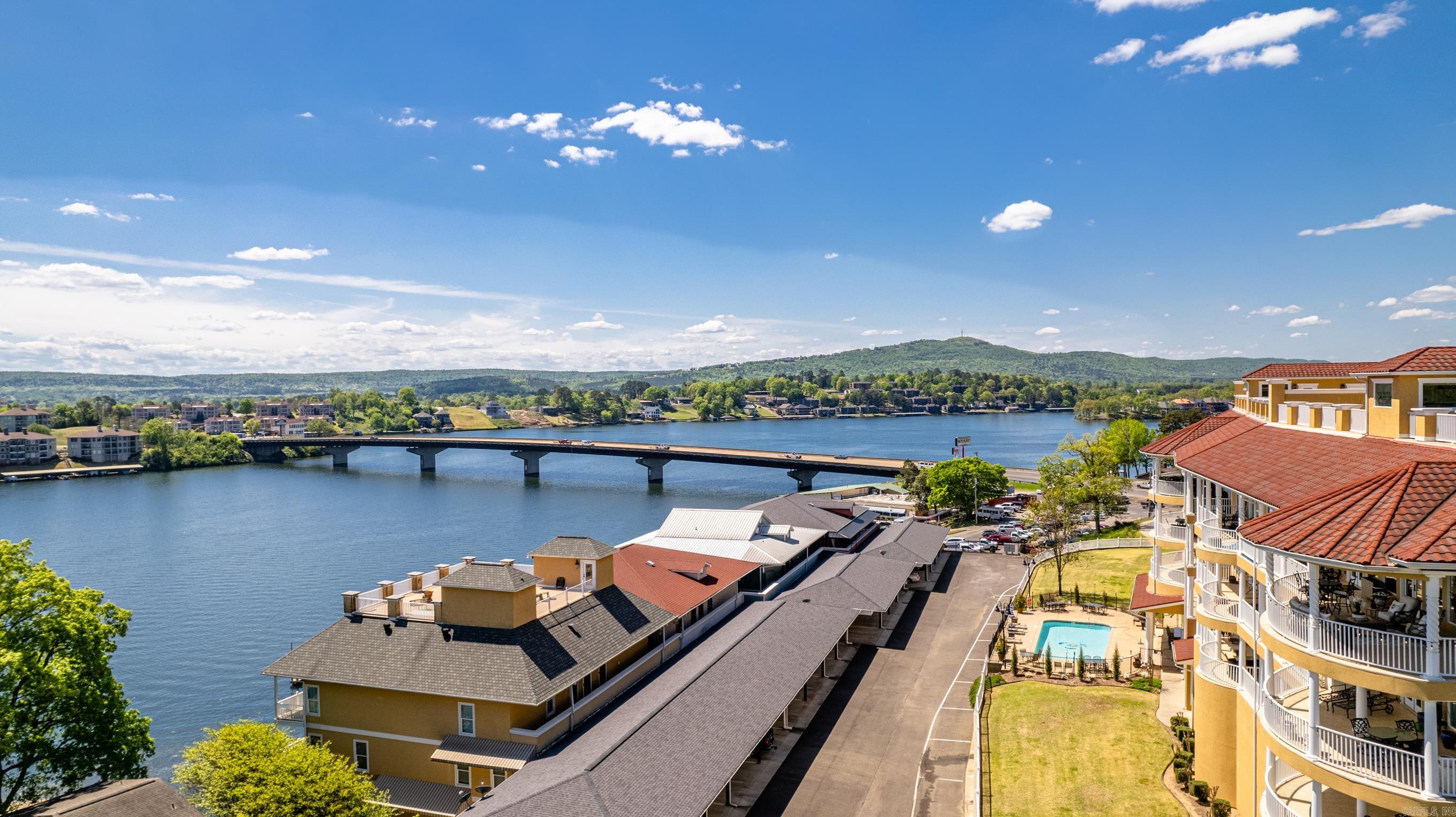 130 Grand Isle Drive Unit: 1D