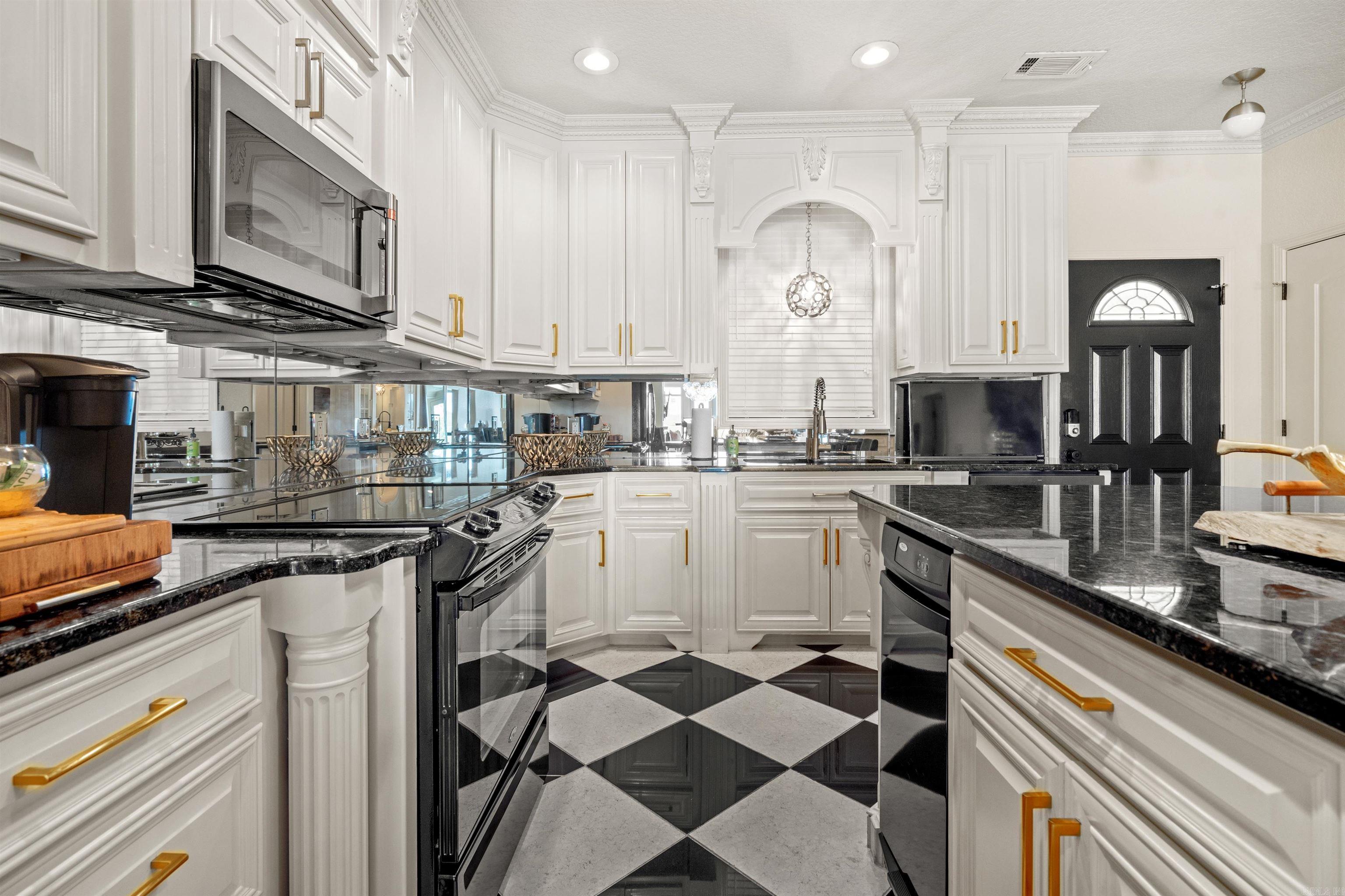 130 Grand Isle Drive Unit: 1D