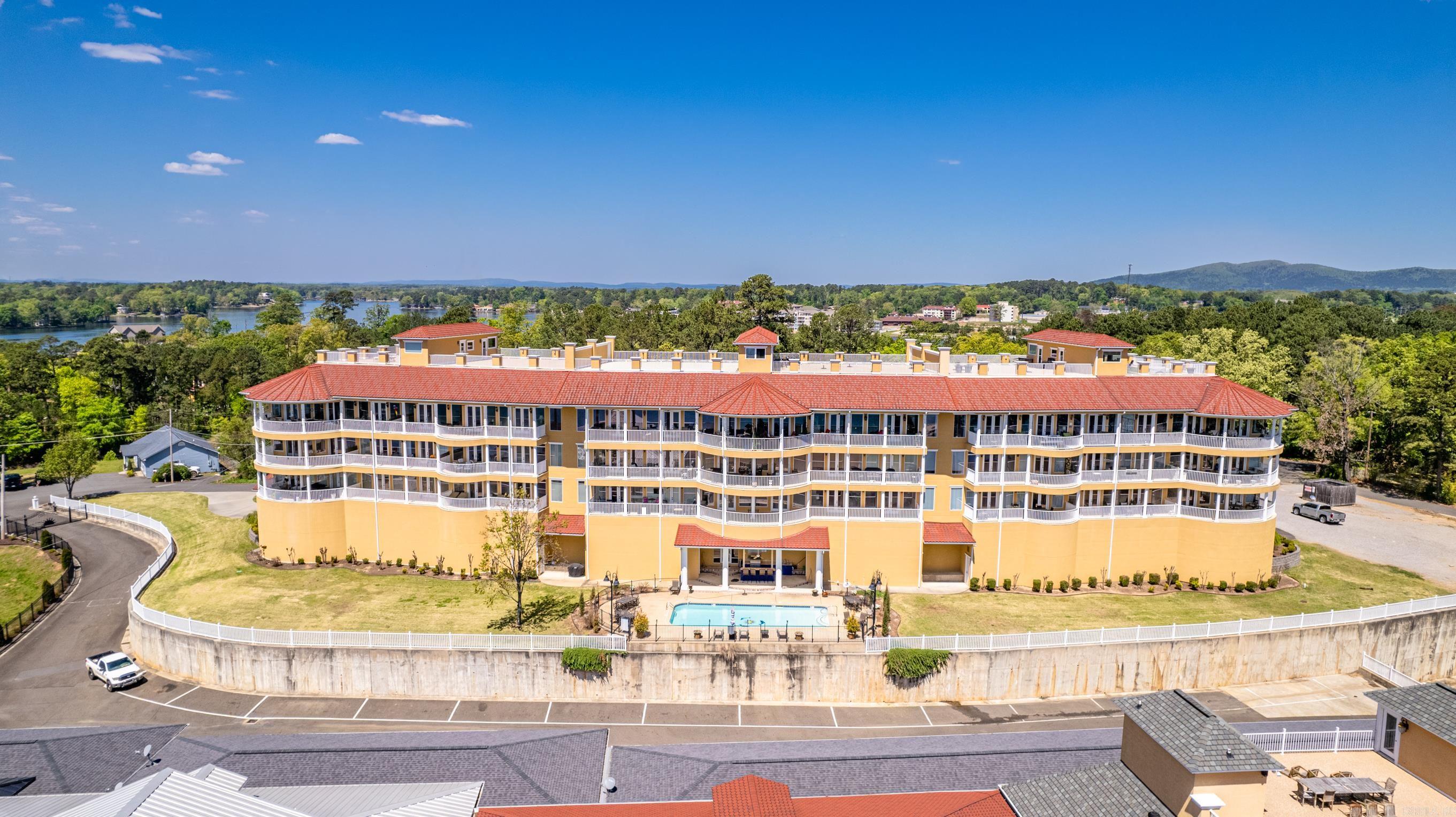 130 Grand Isle Drive Unit: 1D