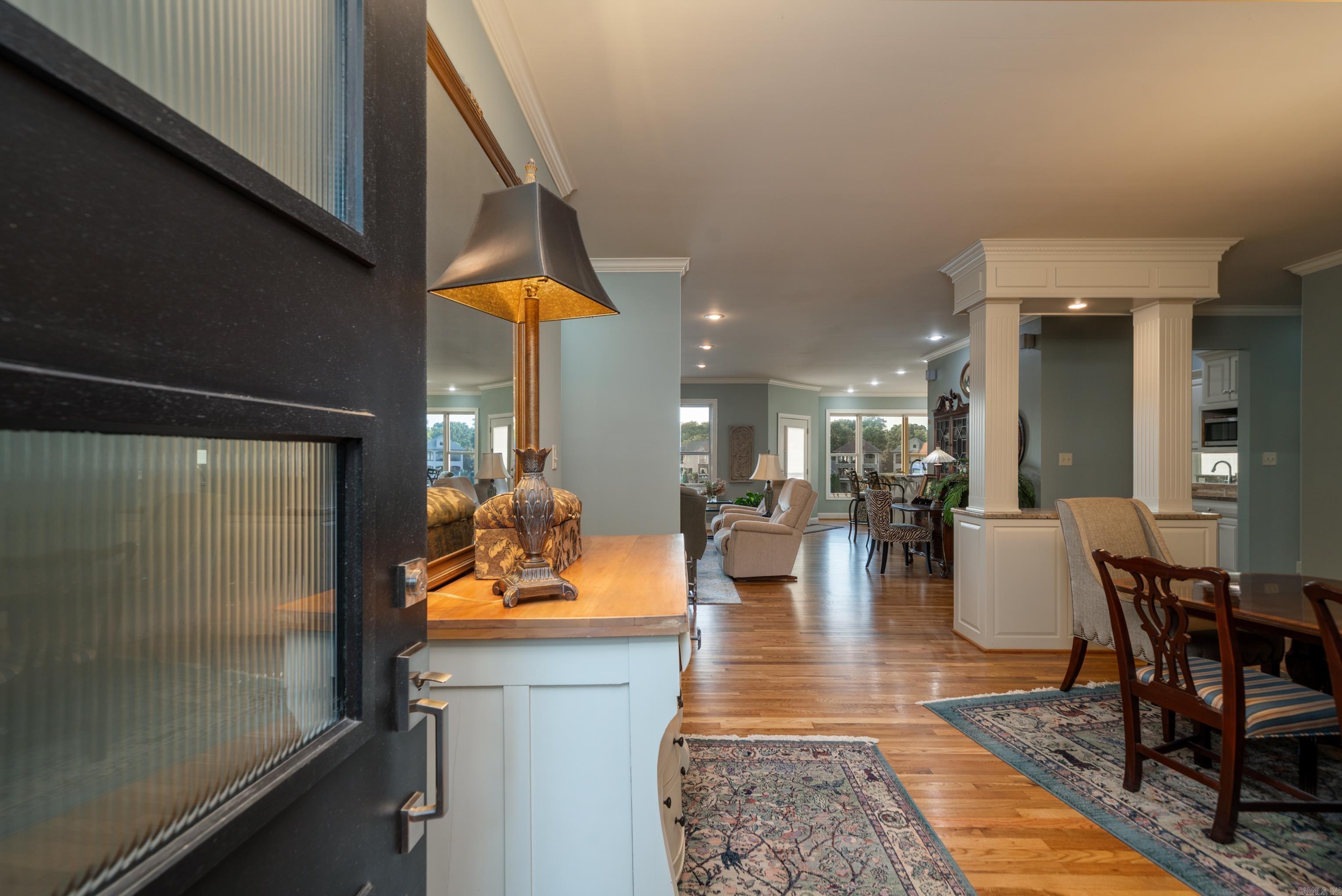370 Chappel Hill