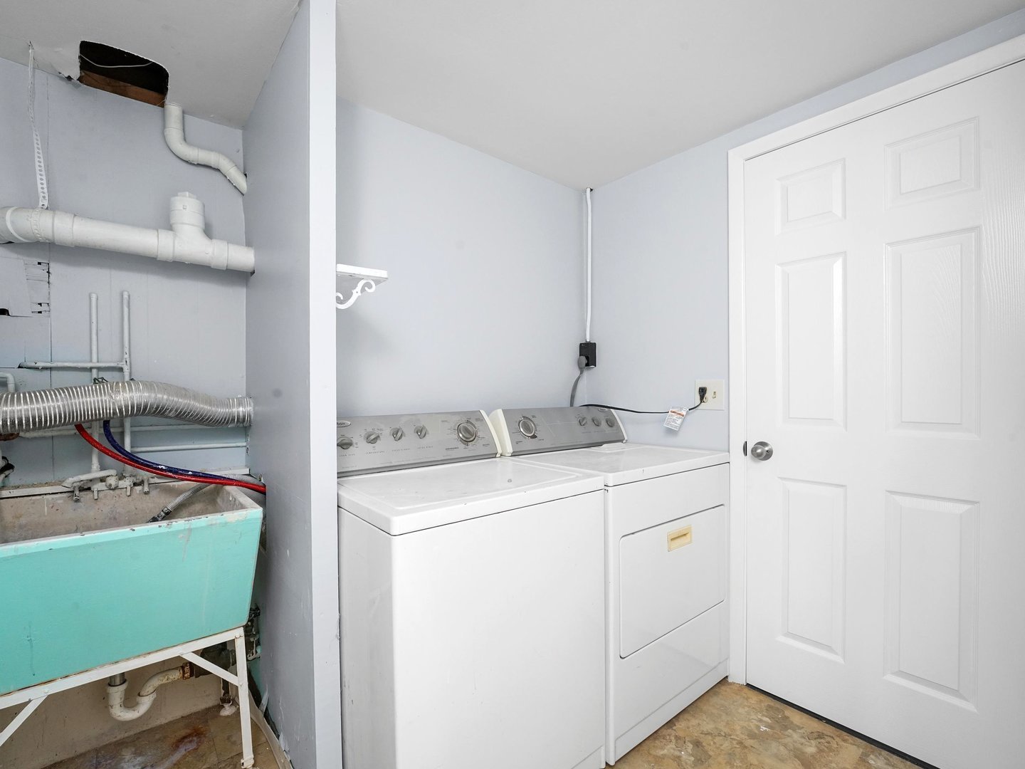 172 E North End Avenue