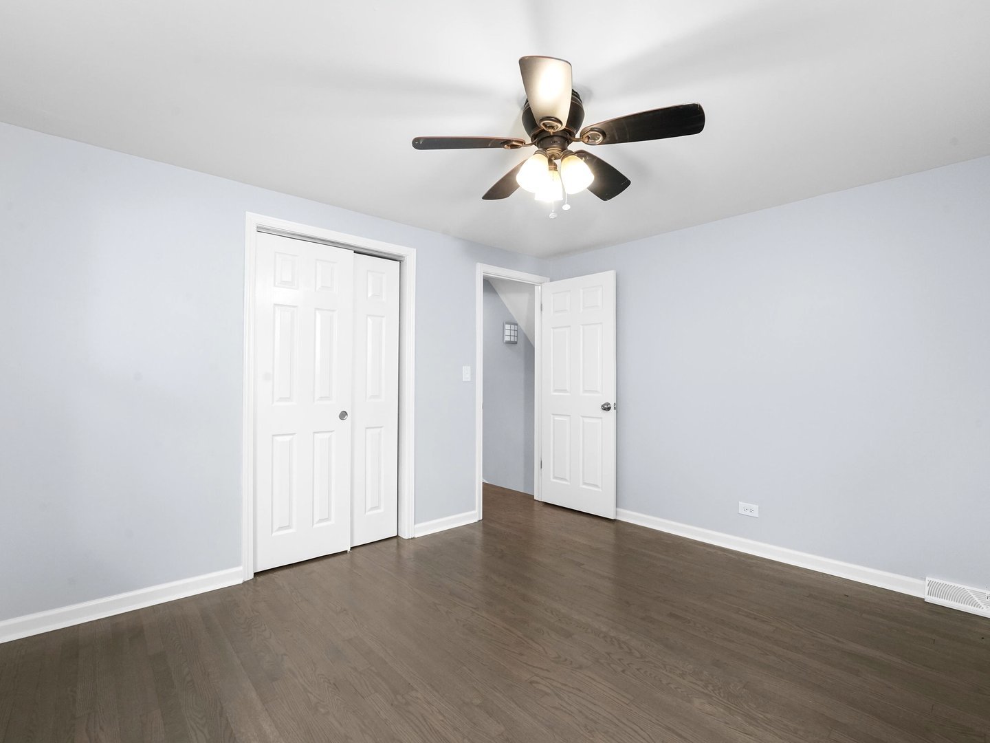 172 E North End Avenue