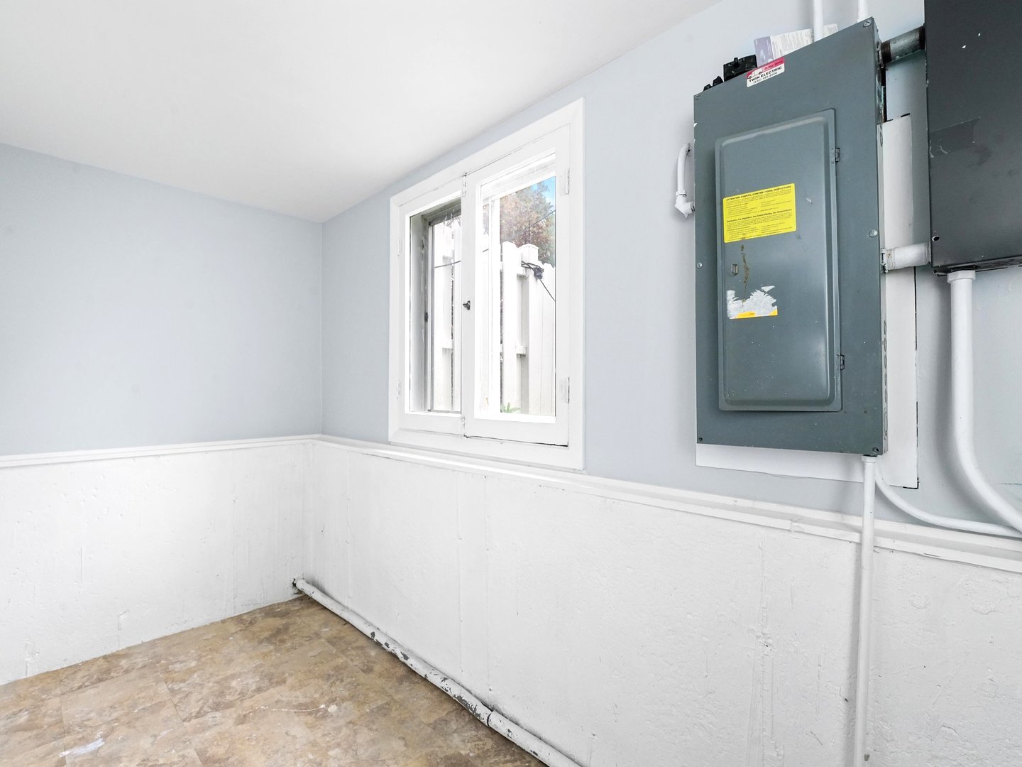 172 E North End Avenue