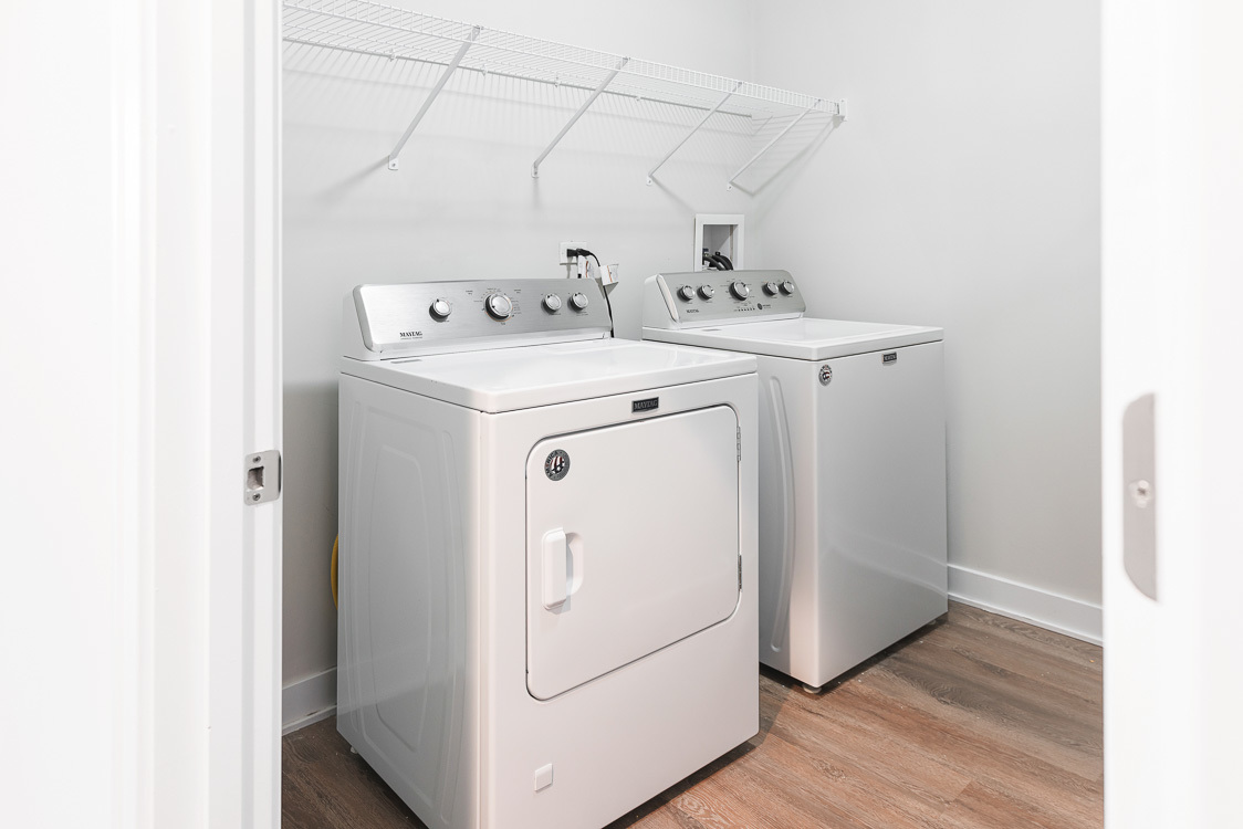 246 Green Bay Road Unit: 402