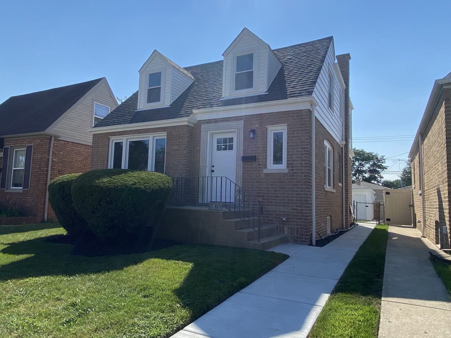 3826 N Pacific Avenue