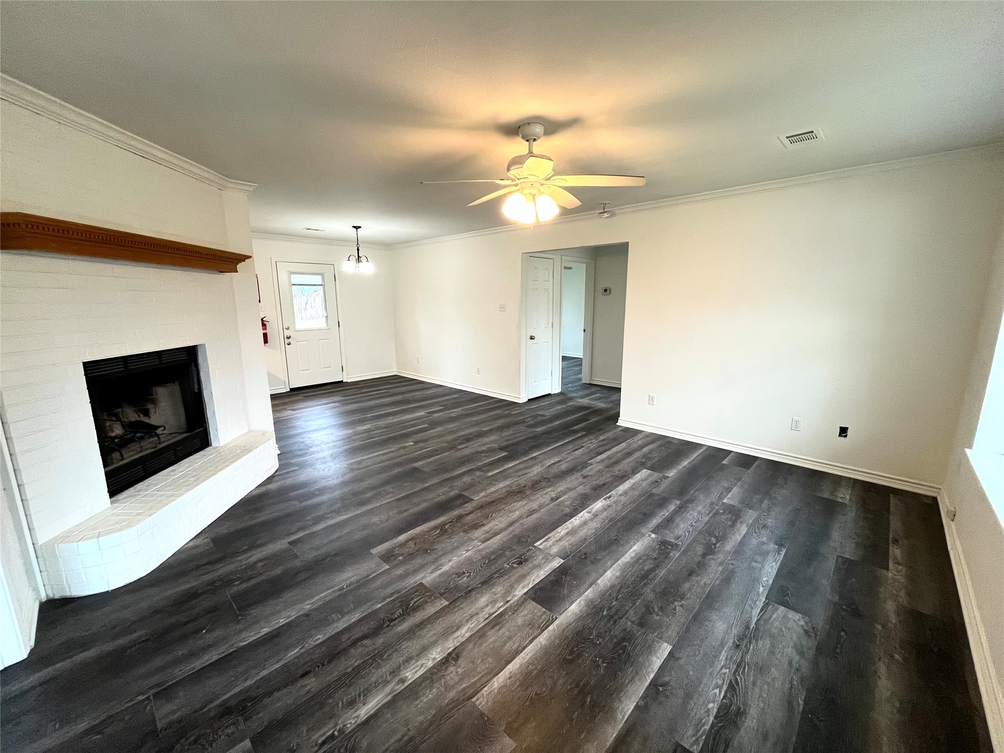 505 W Walnut Street