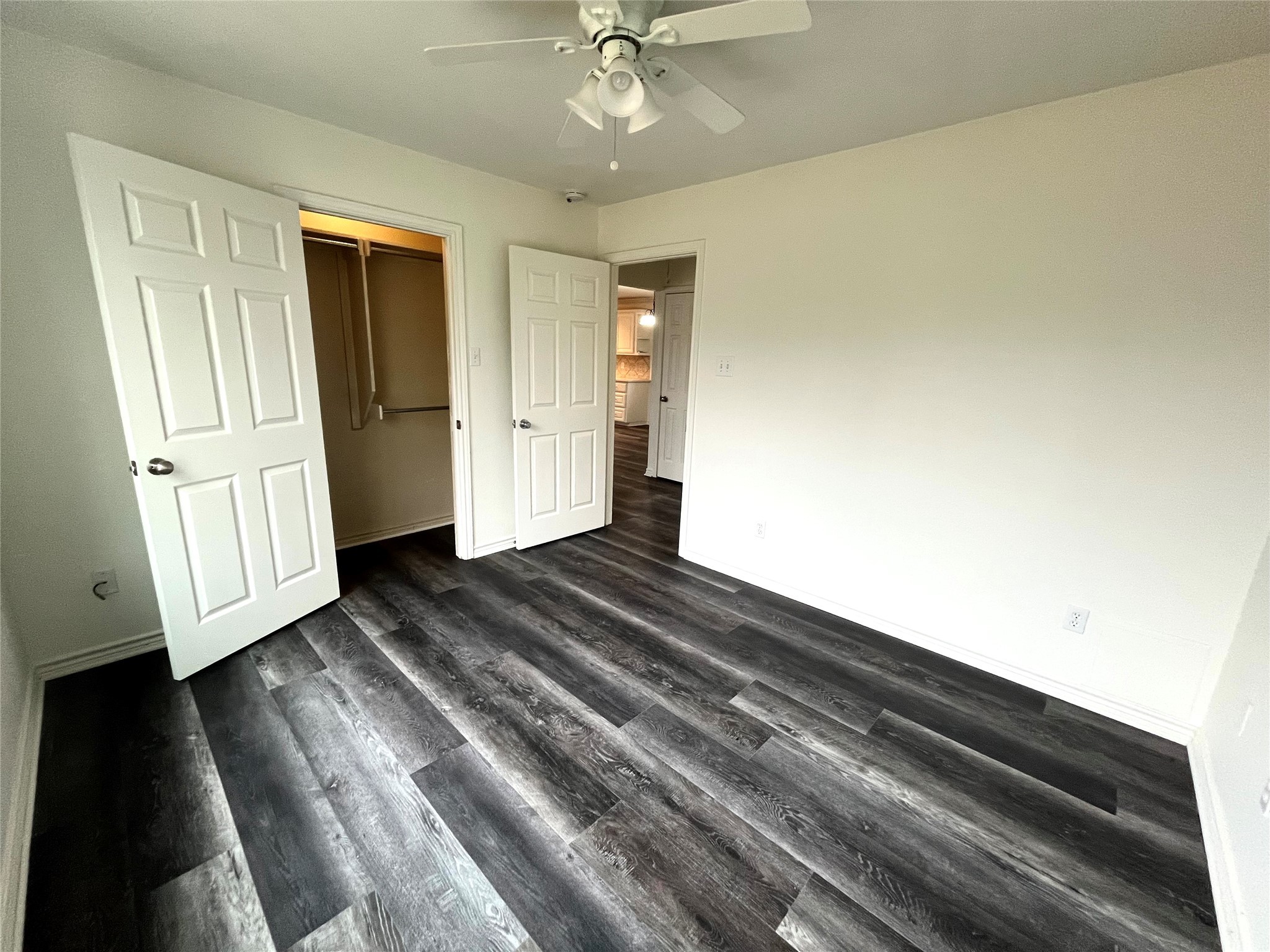 505 W Walnut Street