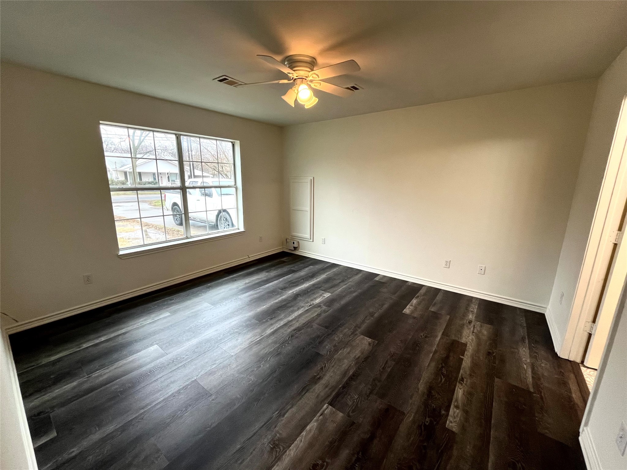 505 W Walnut Street
