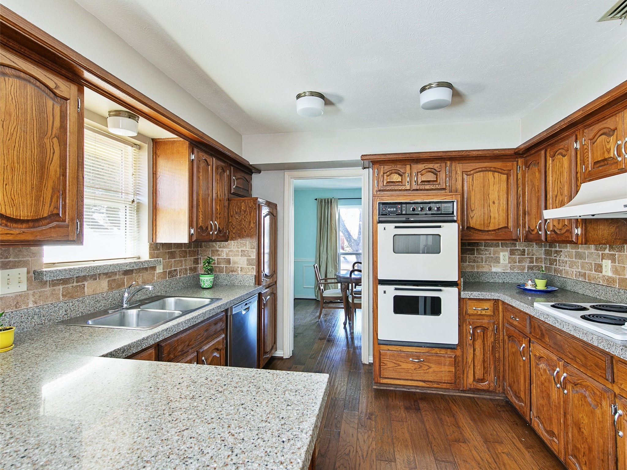 13414 Hedgeapple Drive