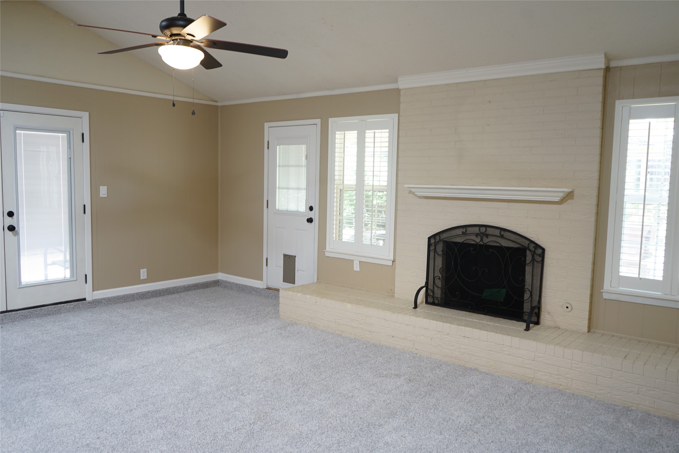 2401 San Diego Drive