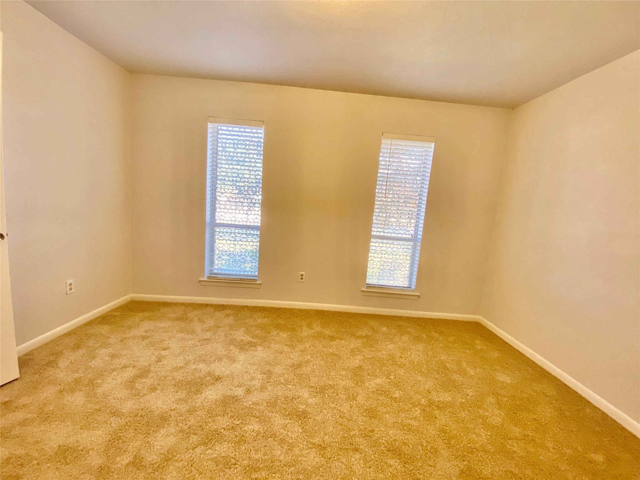 1213/1215 Mill Valley Drive 2