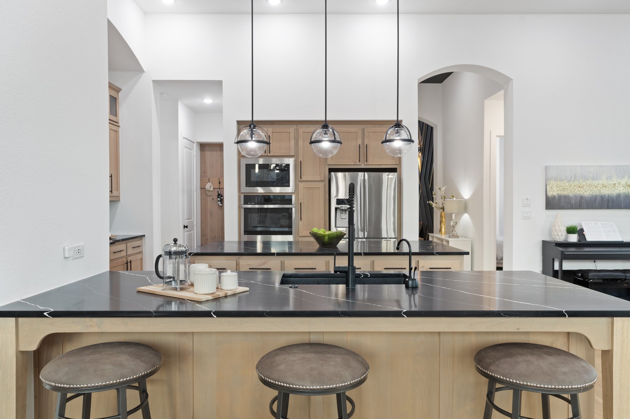 4401 Paintbrush Way