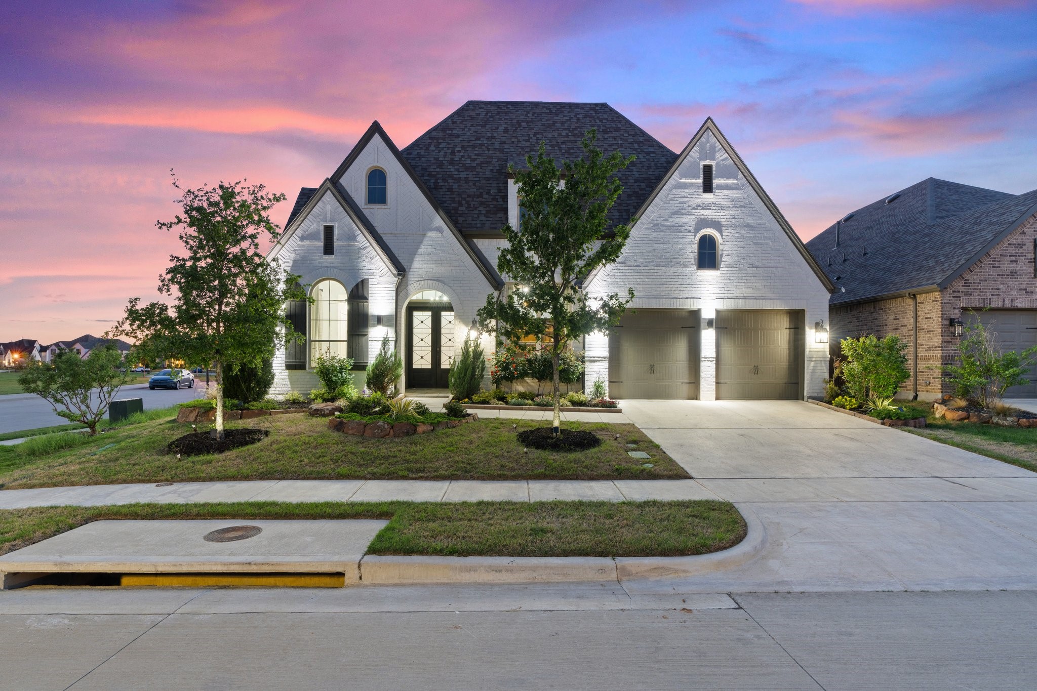 4401 Paintbrush Way
