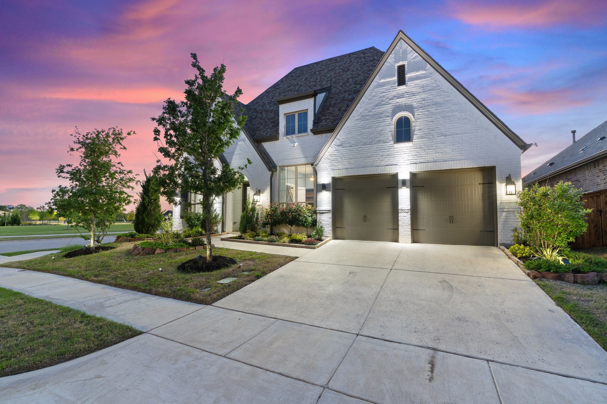 4401 Paintbrush Way