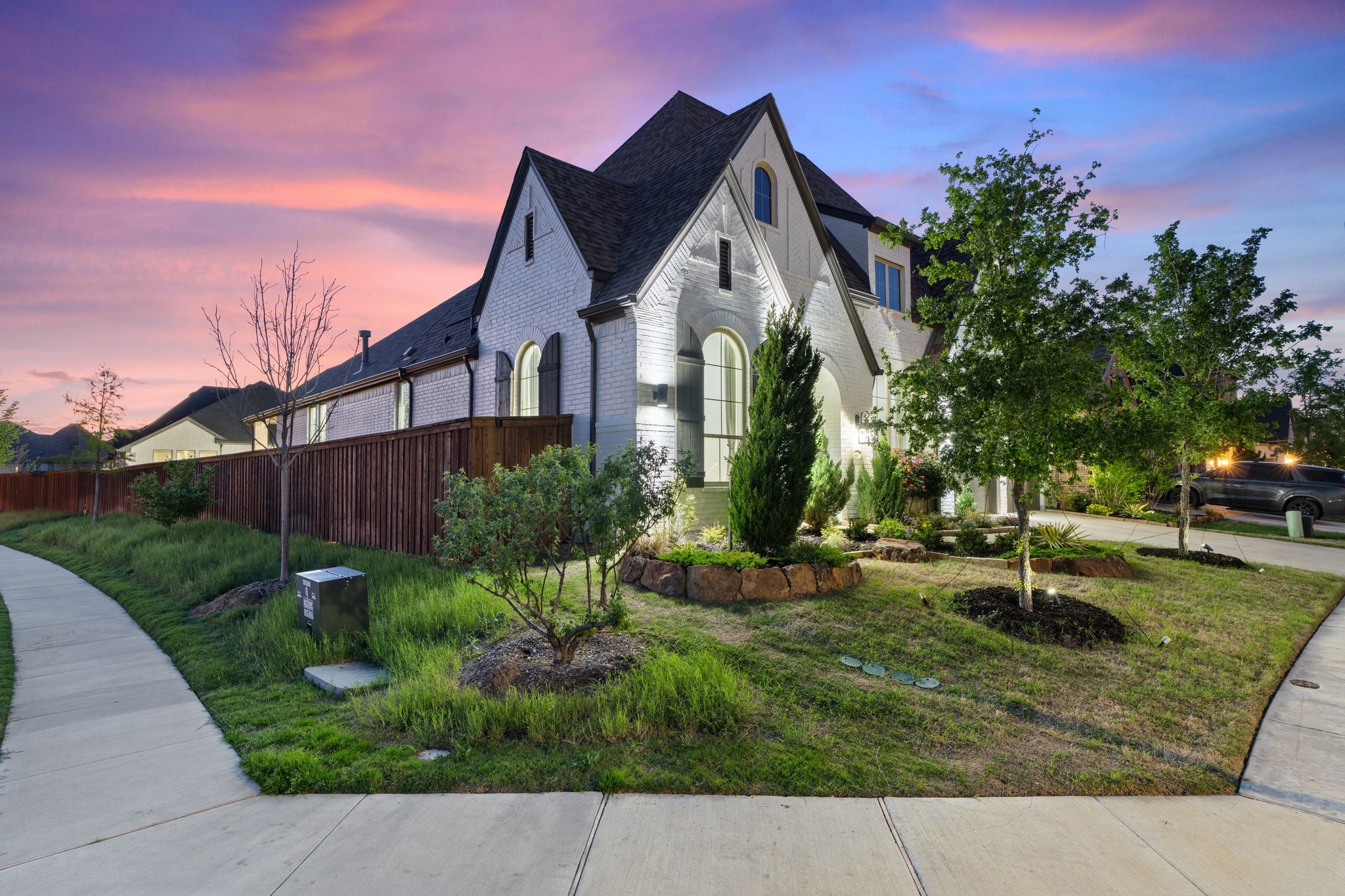 4401 Paintbrush Way