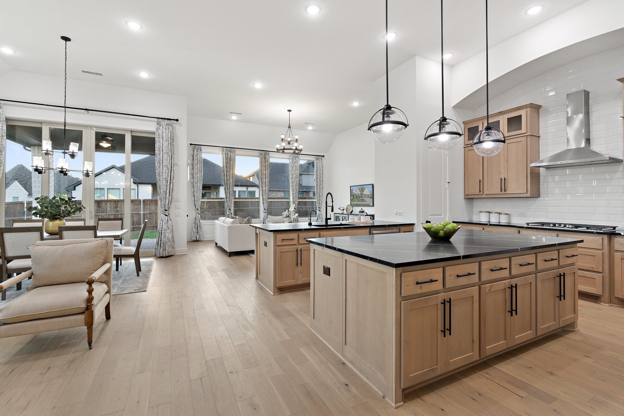 4401 Paintbrush Way