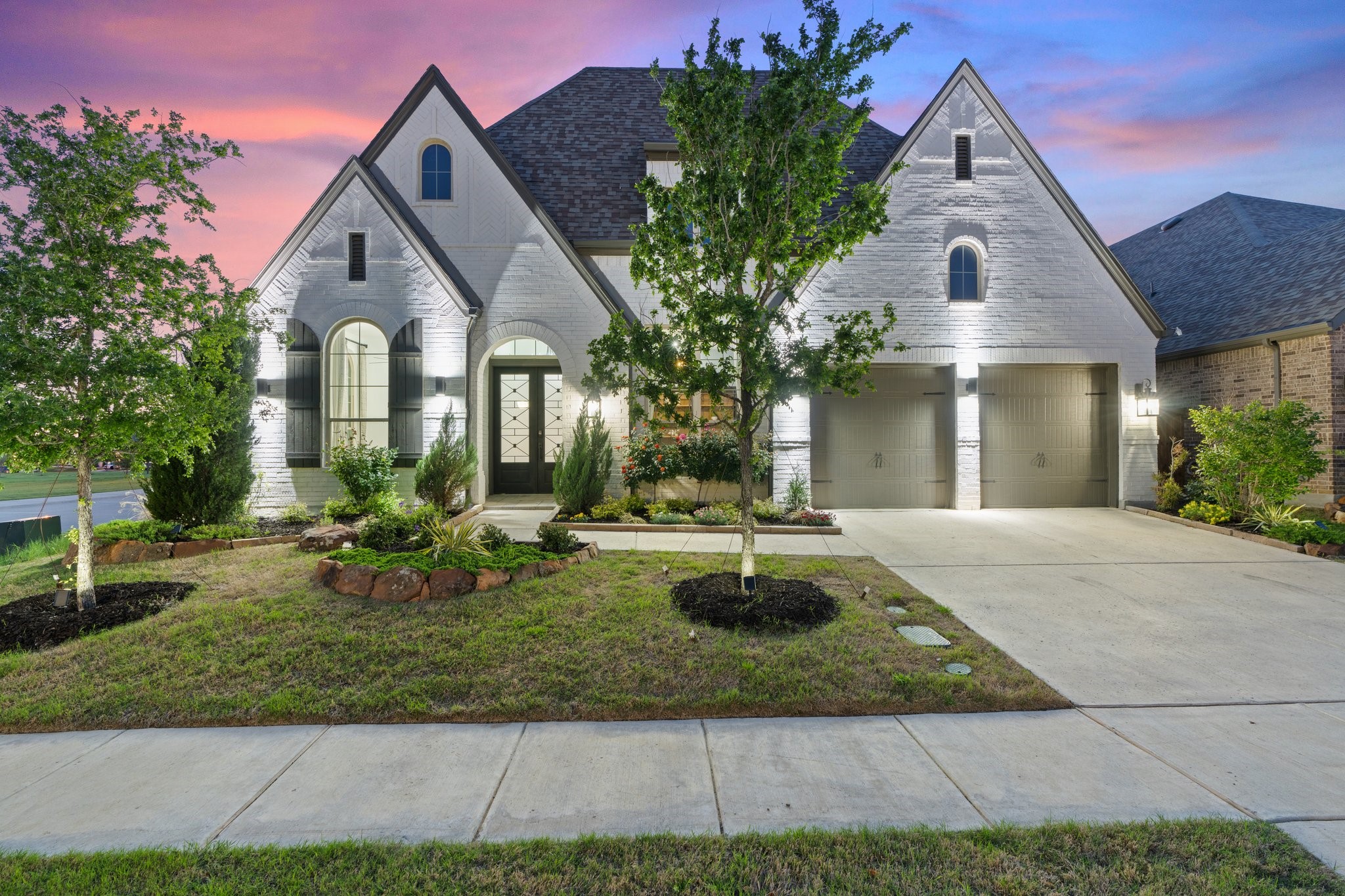 4401 Paintbrush Way