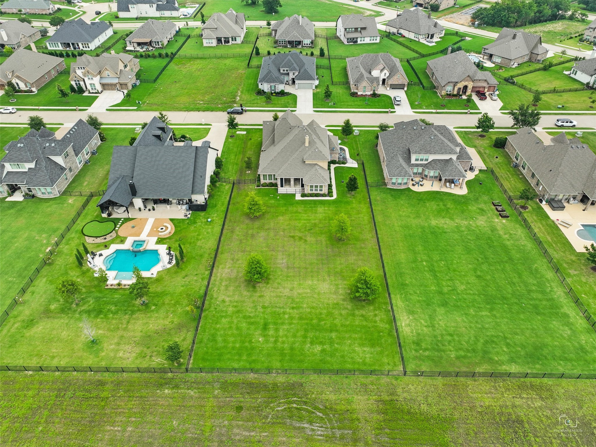 1825 Turtle Creek Lane