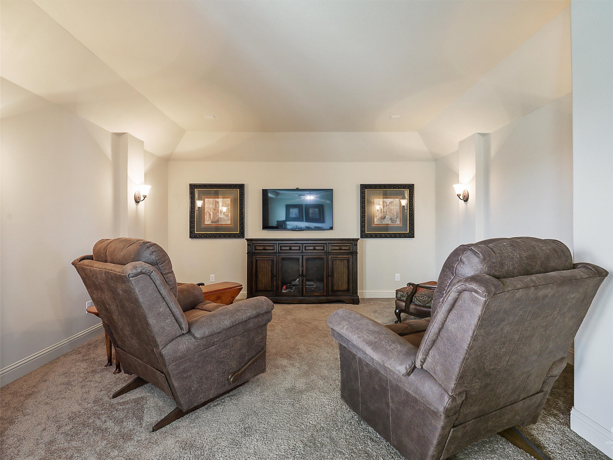 1825 Turtle Creek Lane