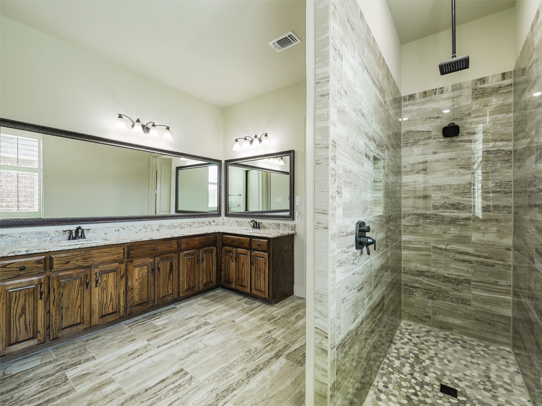 1825 Turtle Creek Lane