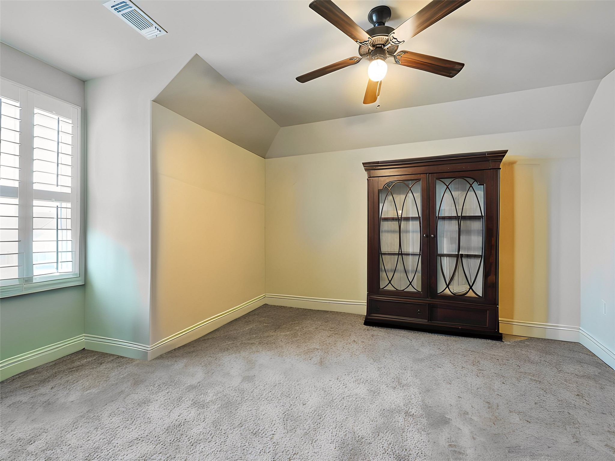 1825 Turtle Creek Lane