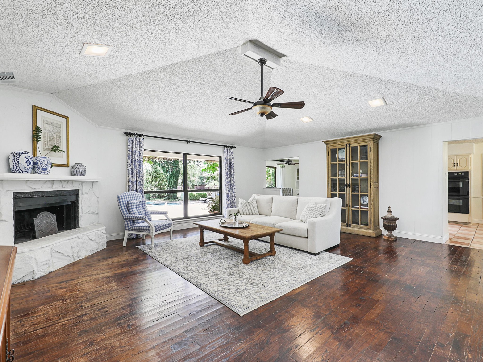 9025 Prestonview Drive