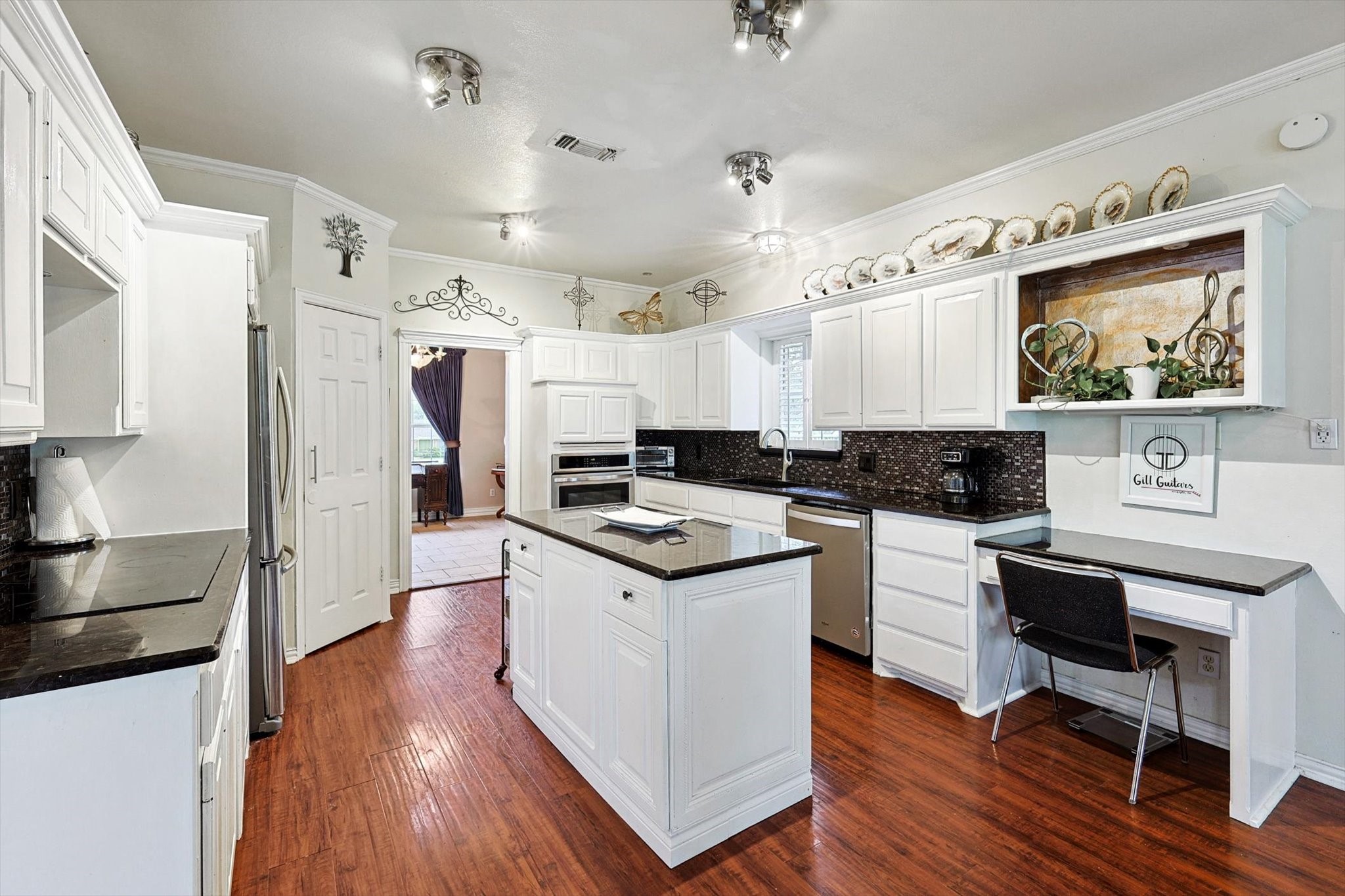1413 Rolling Acres Drive