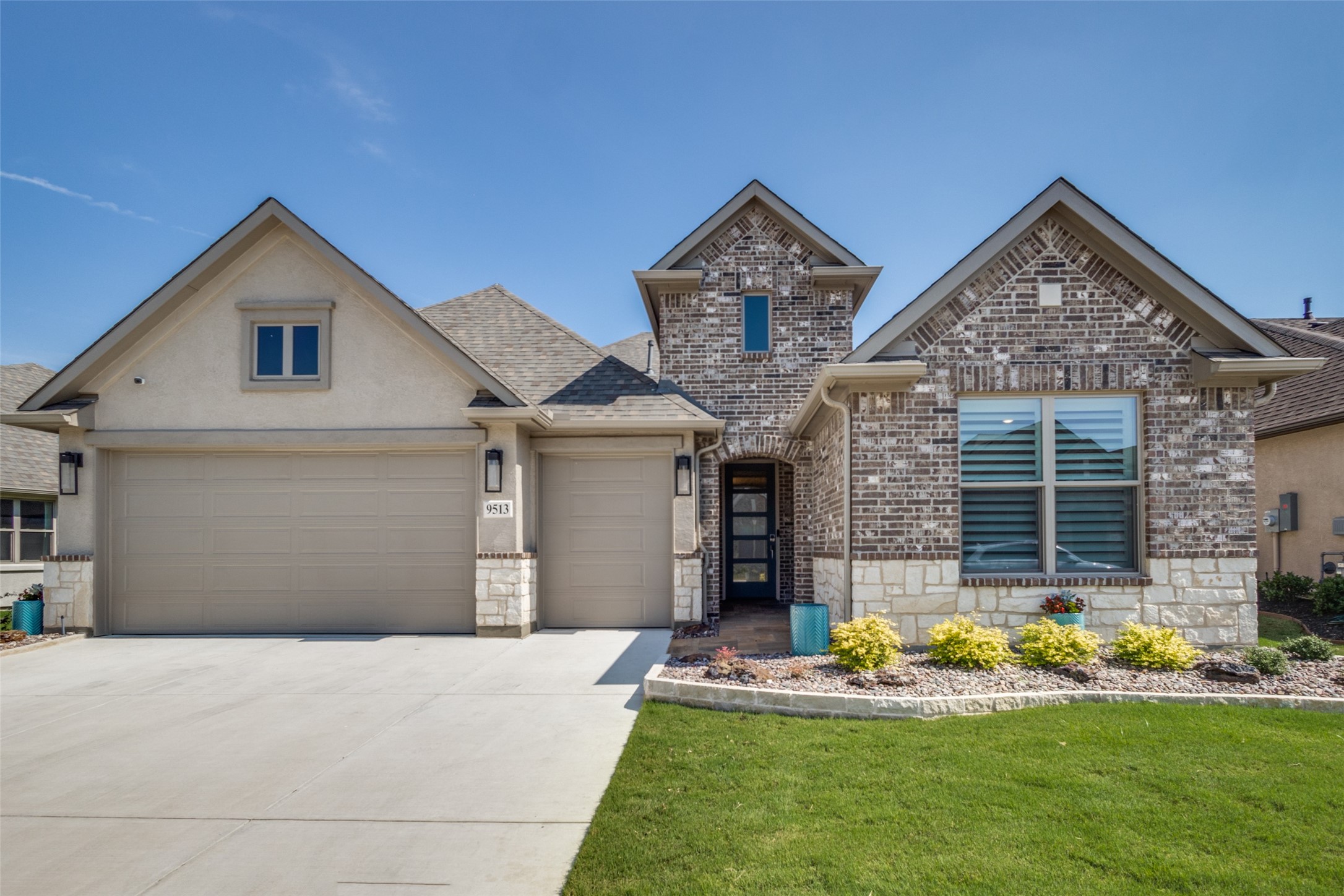 9513 Heartwood Drive