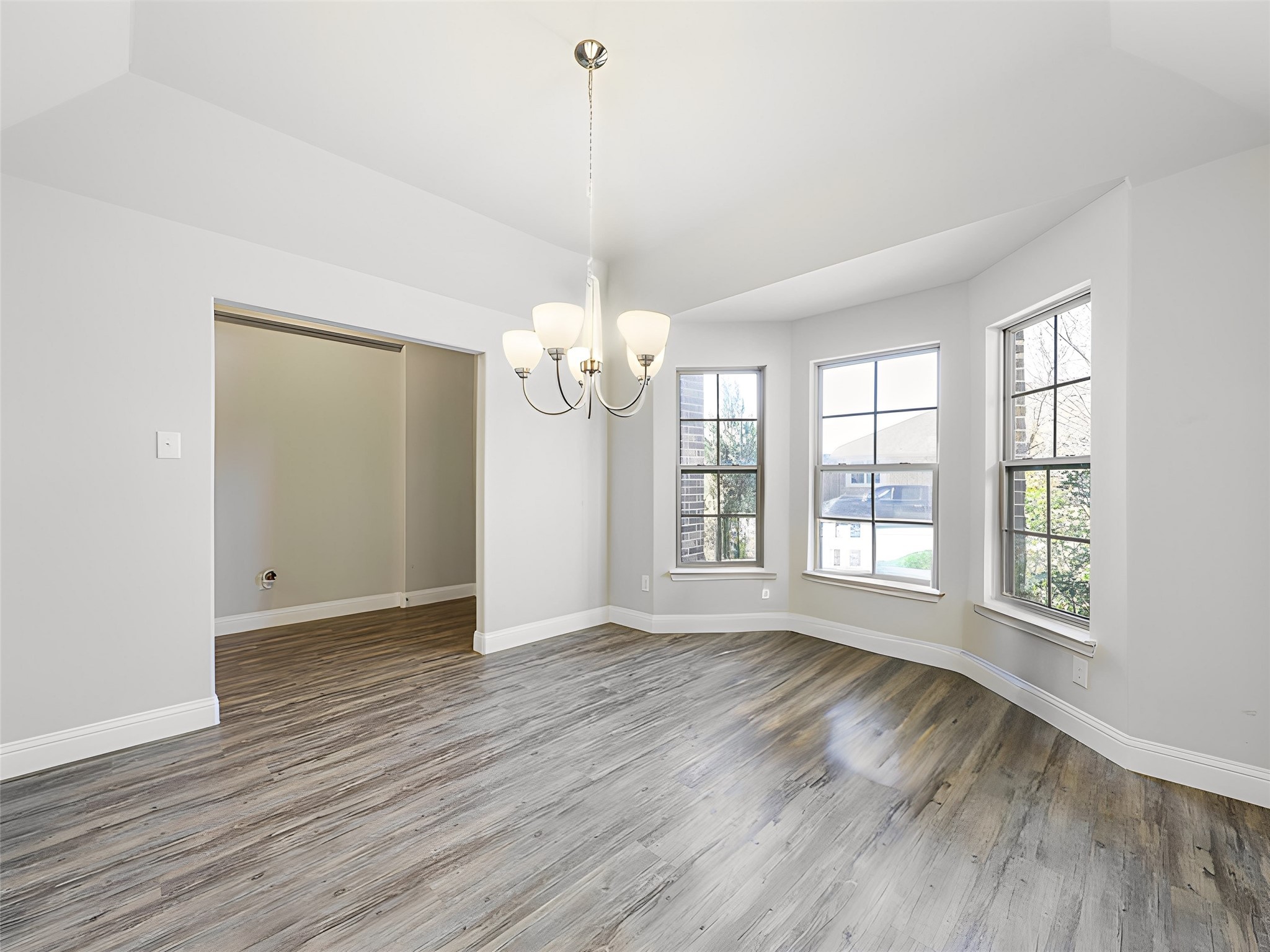 1905 Angus Drive