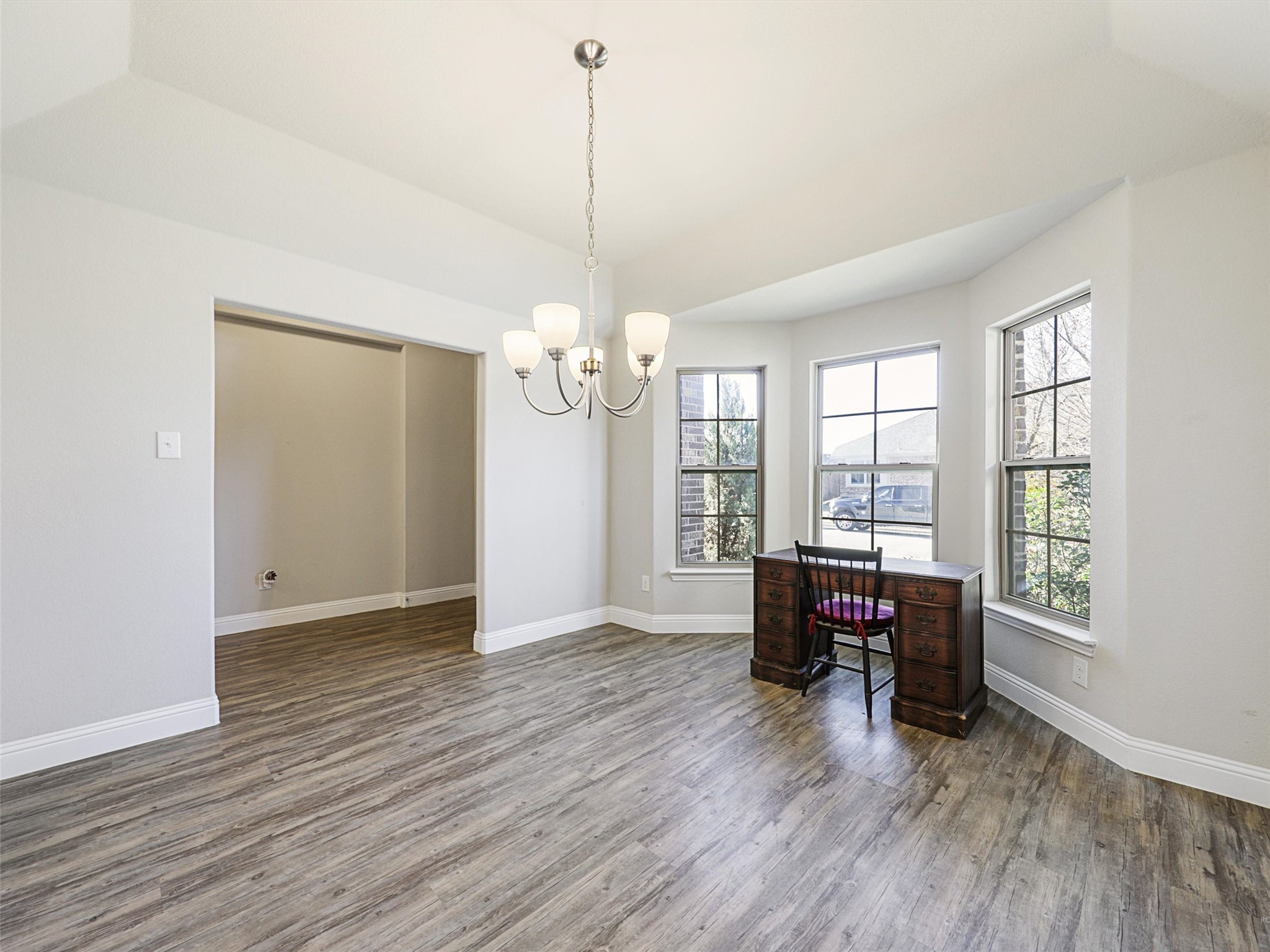 1905 Angus Drive