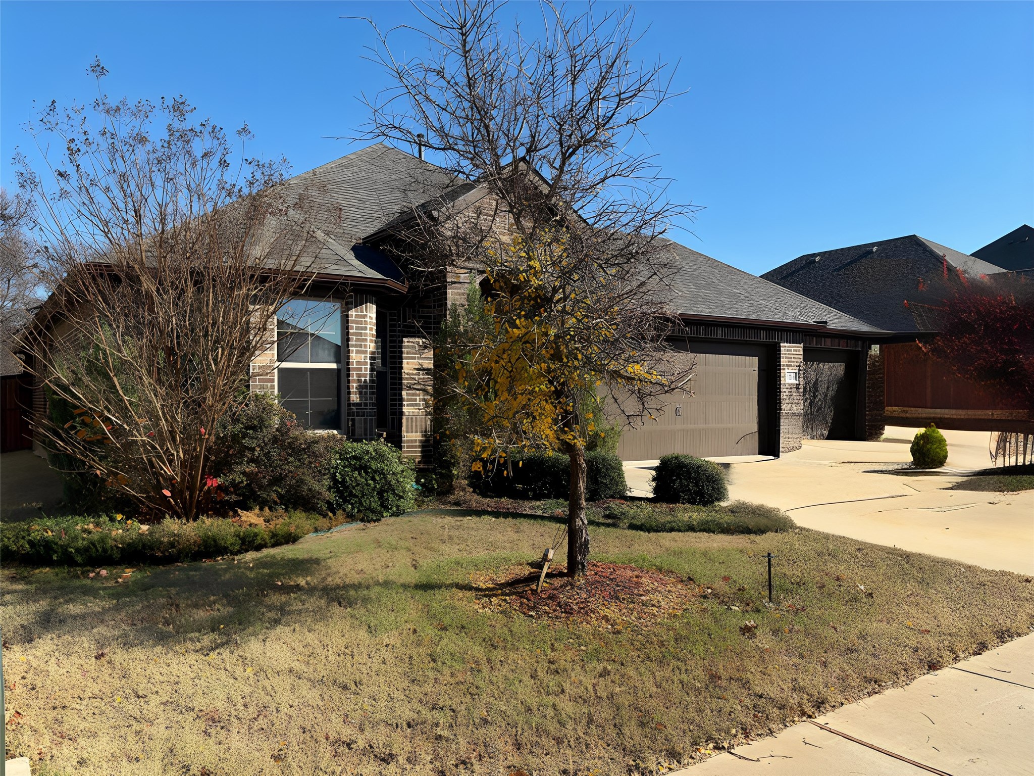 1905 Angus Drive