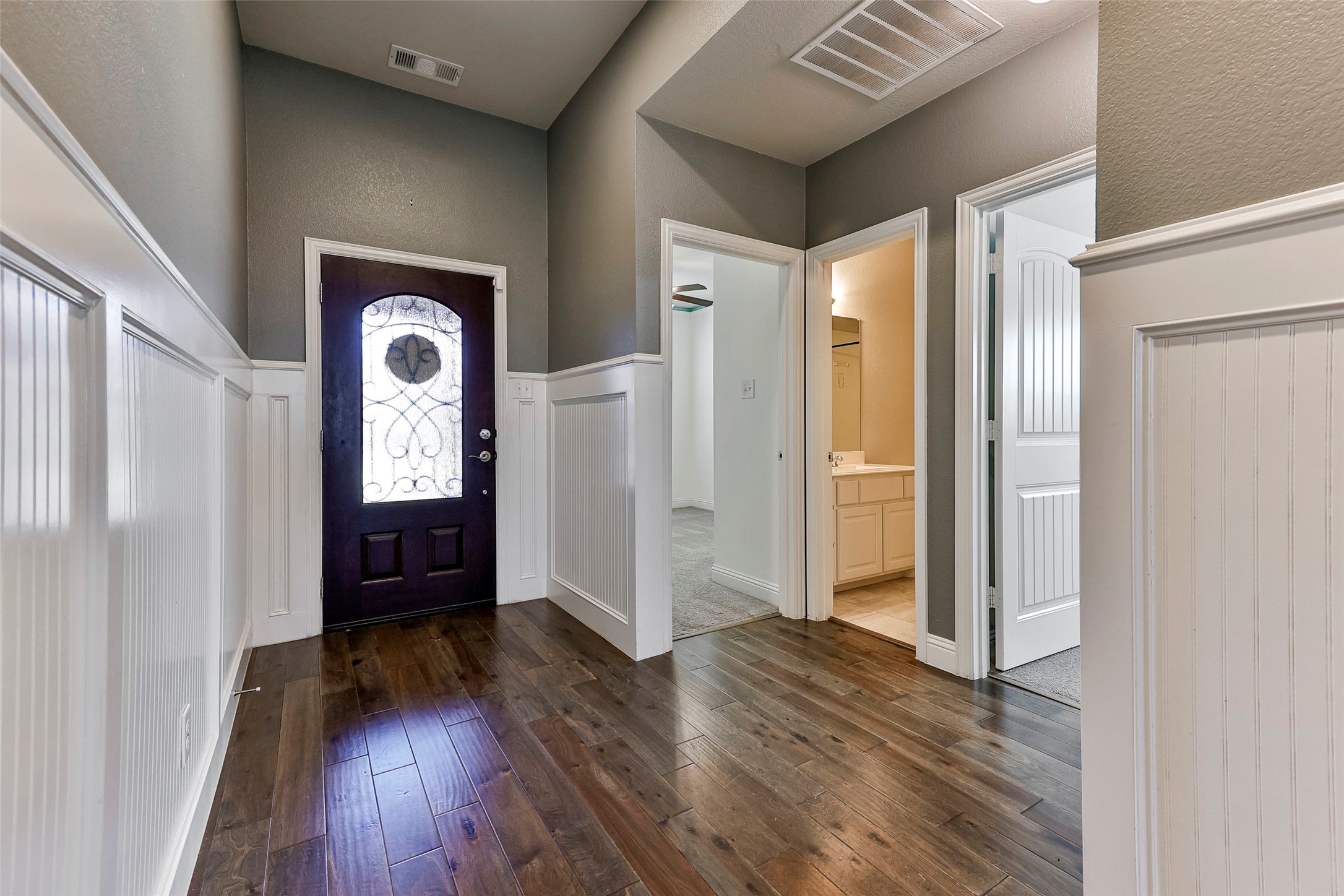 1404 Macaw Court