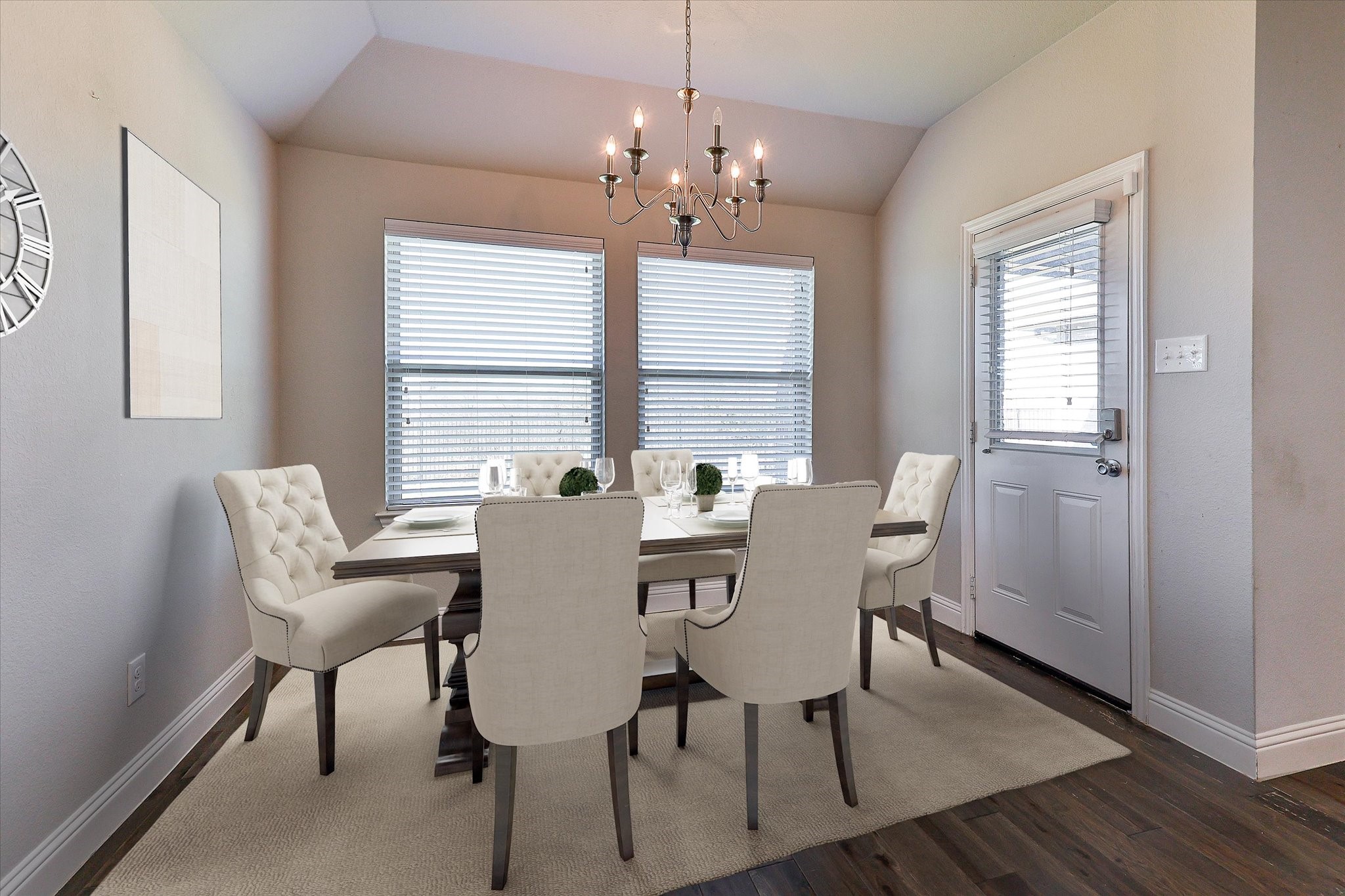 1404 Macaw Court