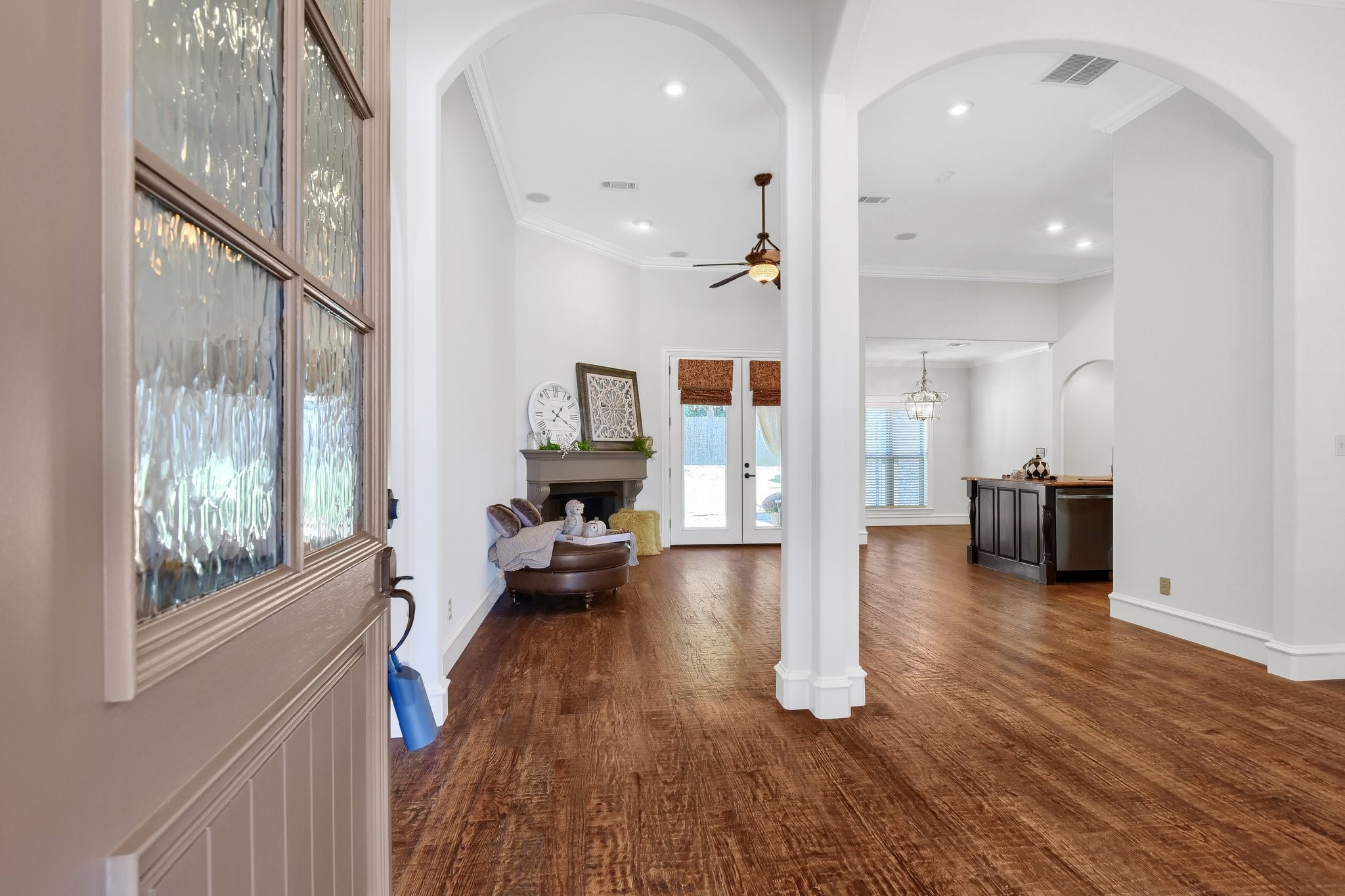 3121 Rivercrest Drive
