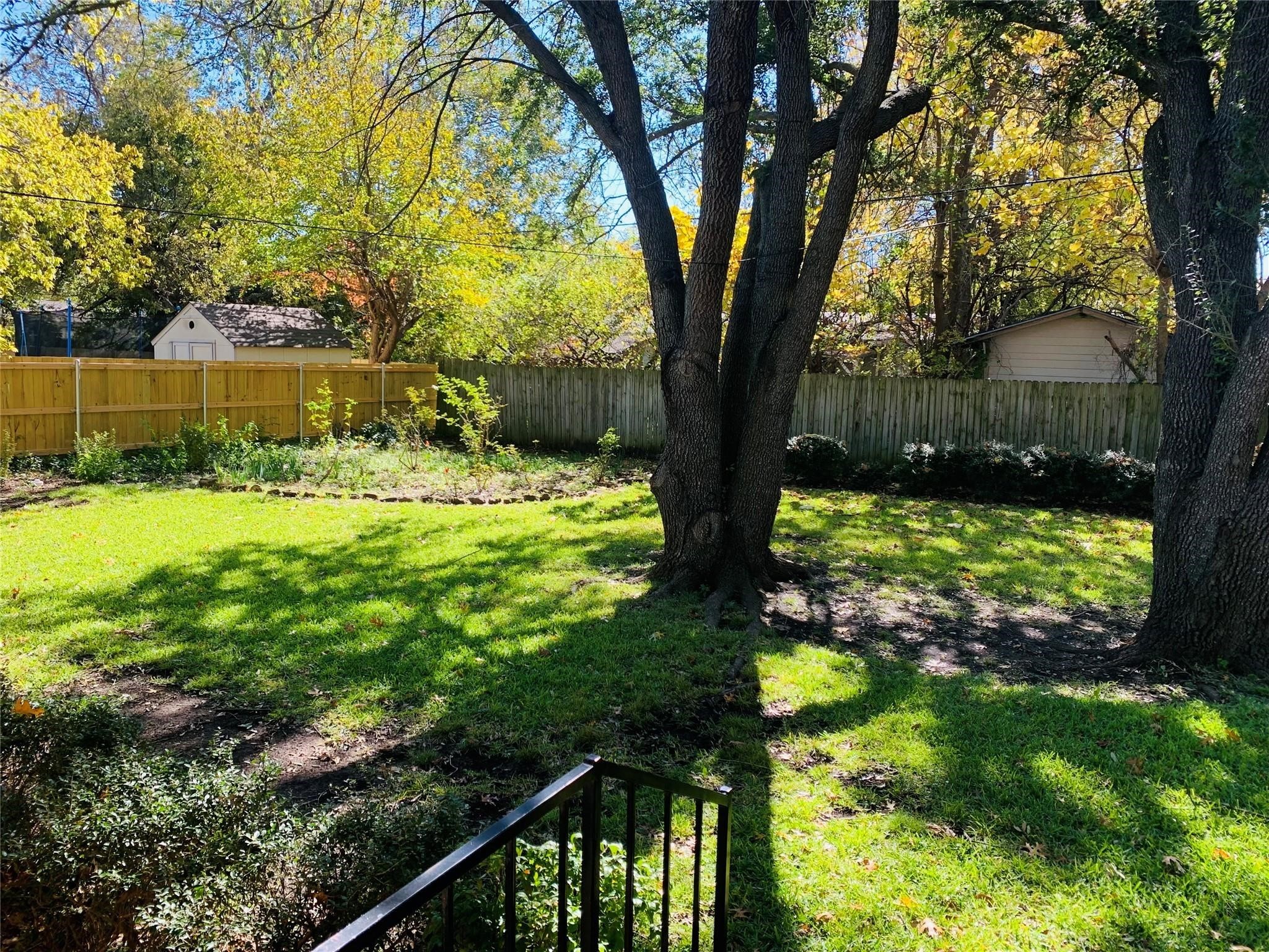 1800 W College Street