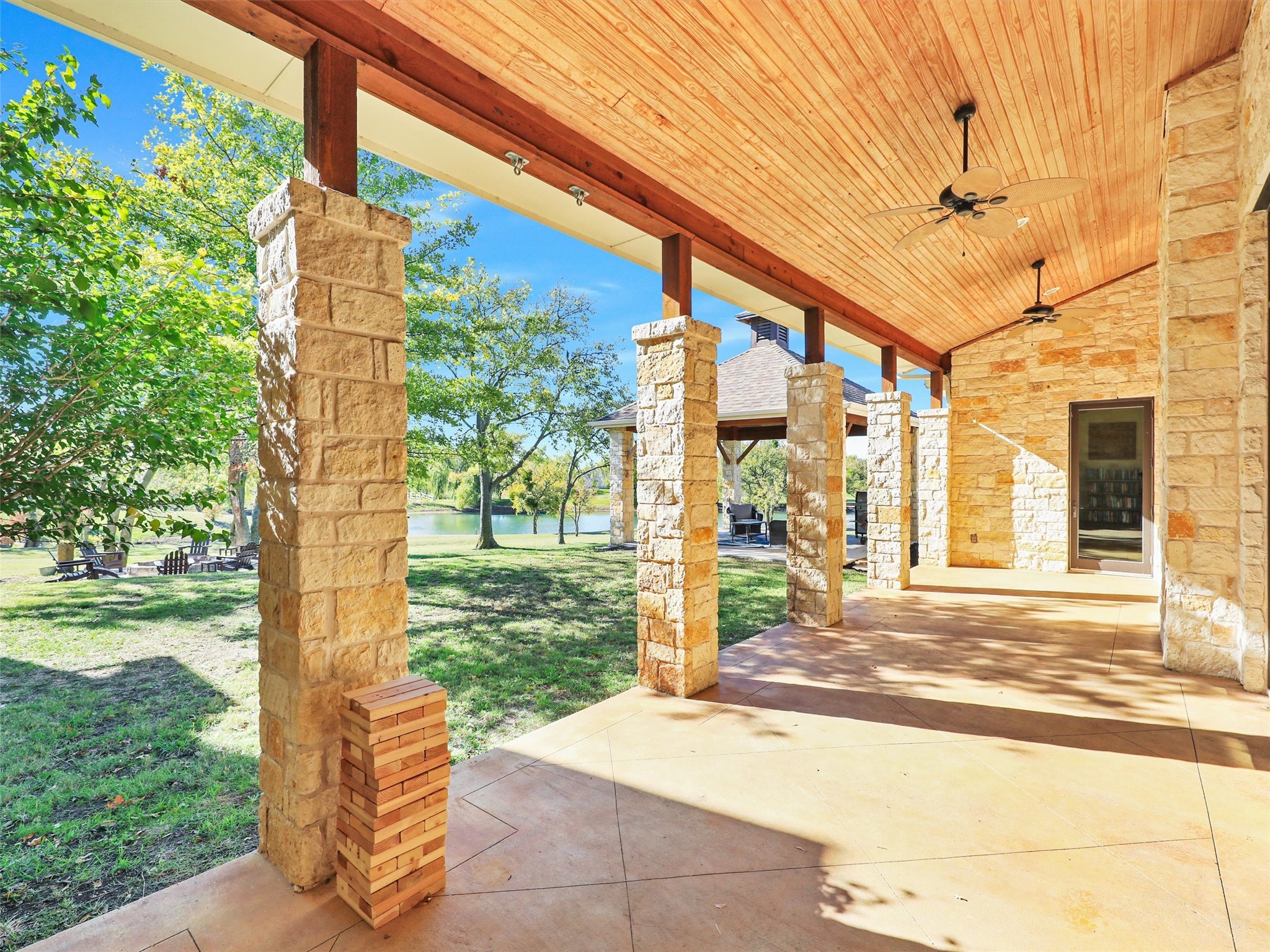 3405 N Preston Lakes Drive