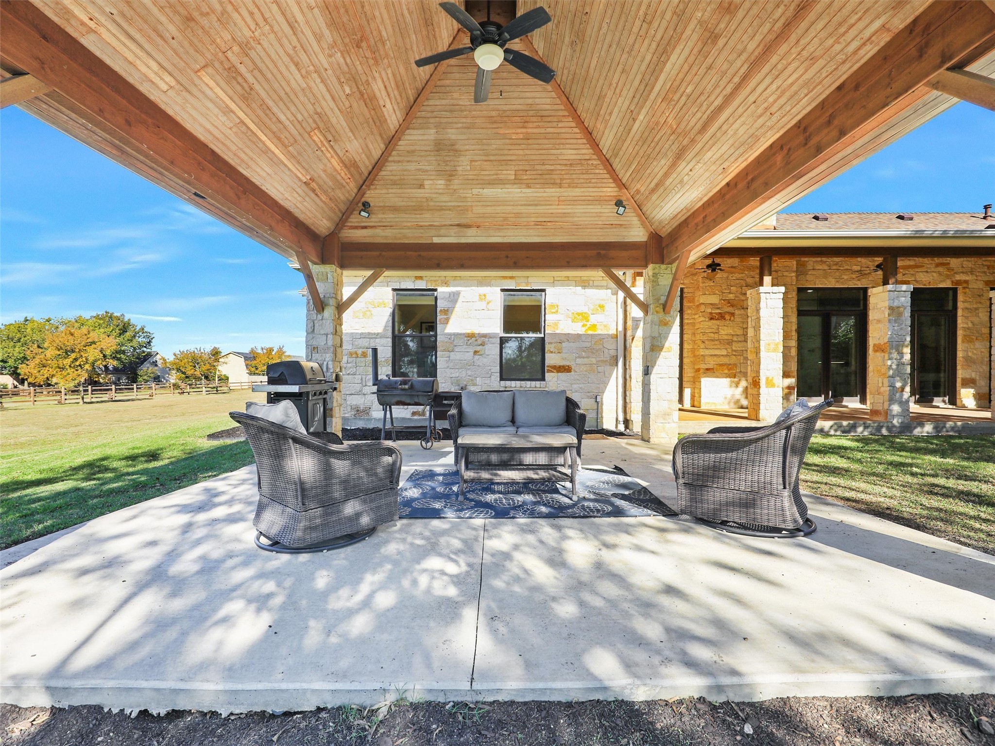 3405 N Preston Lakes Drive