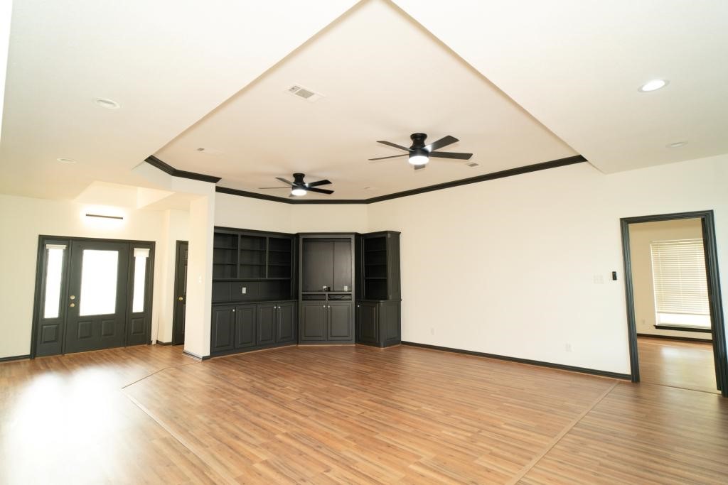 6393 Lone Star Lane