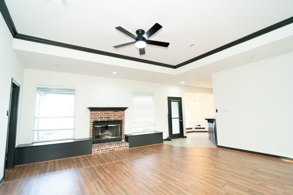 6393 Lone Star Lane