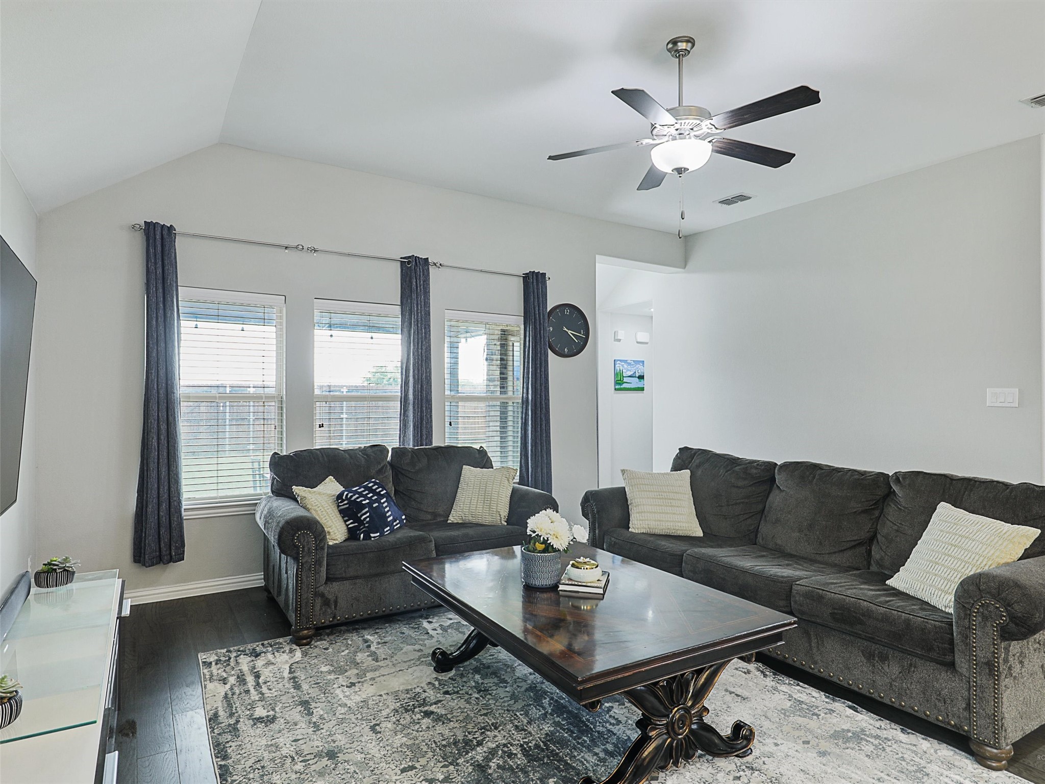 2710 Willow Lane