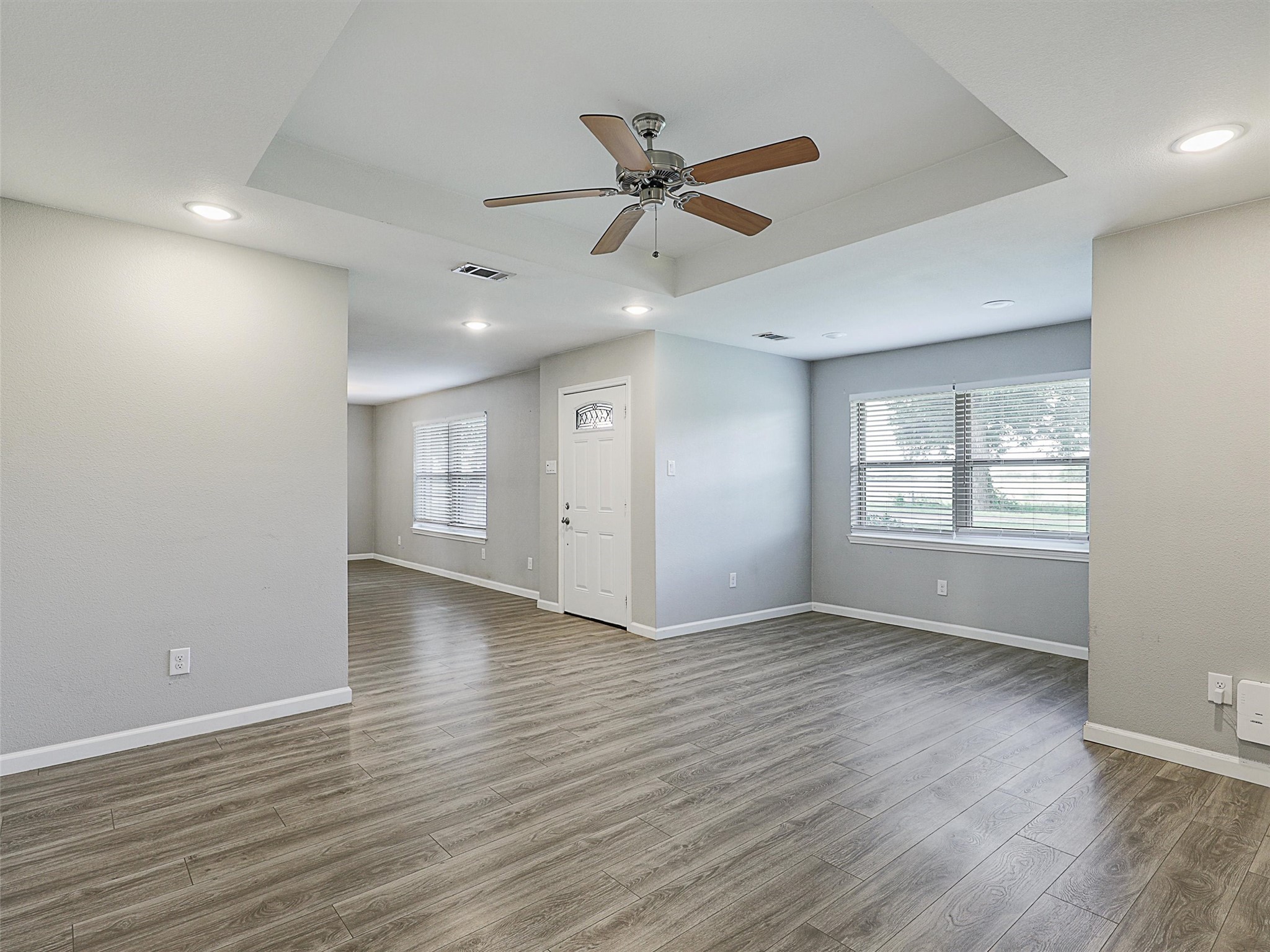 350 Road E