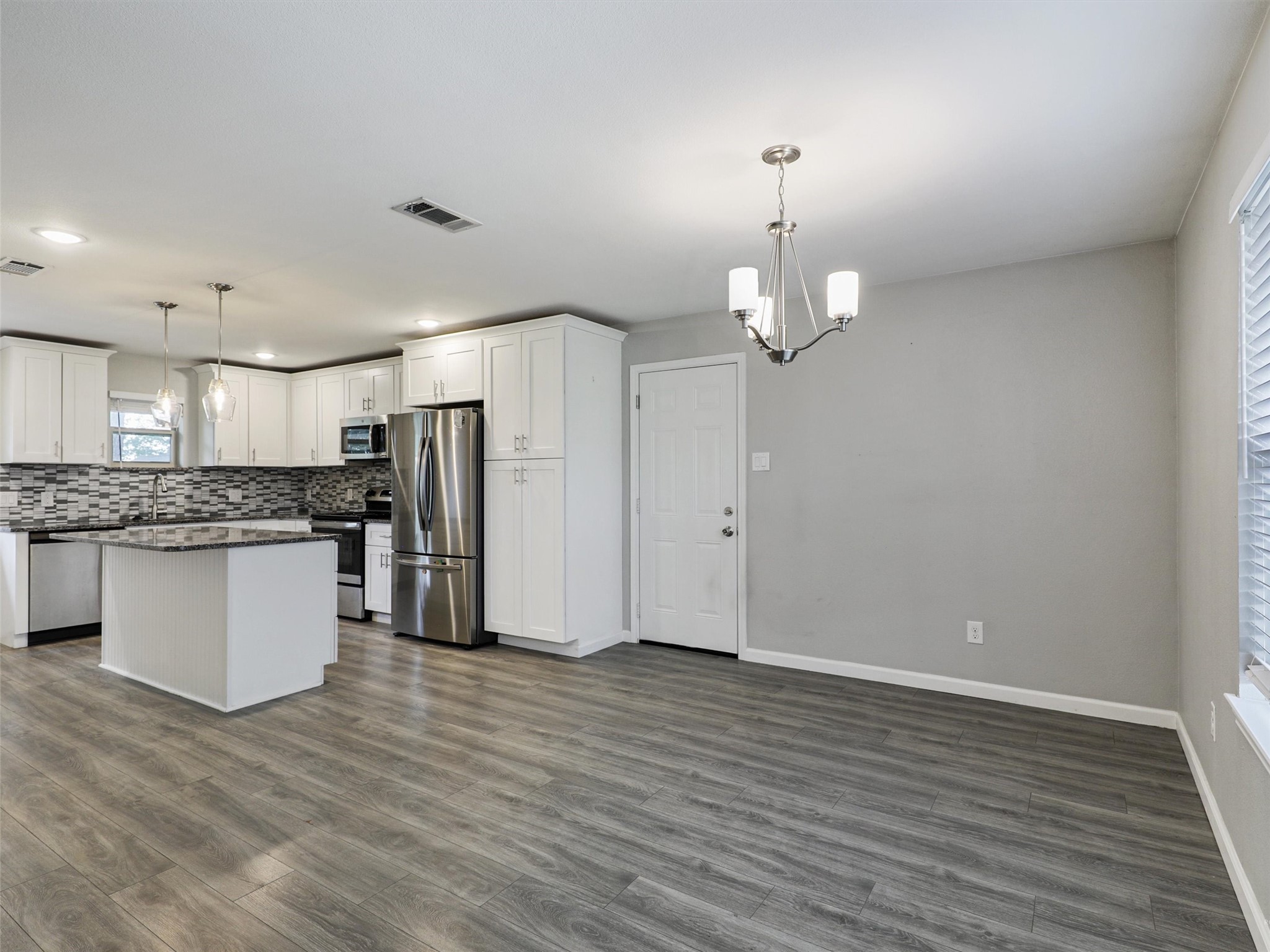 350 Road E