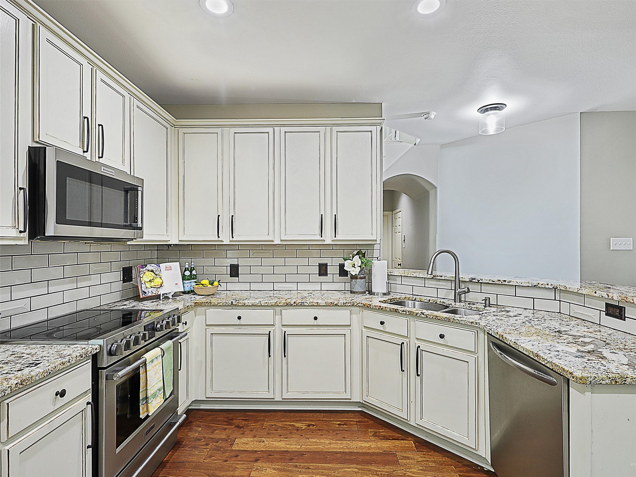 5004 Rain Forest Drive