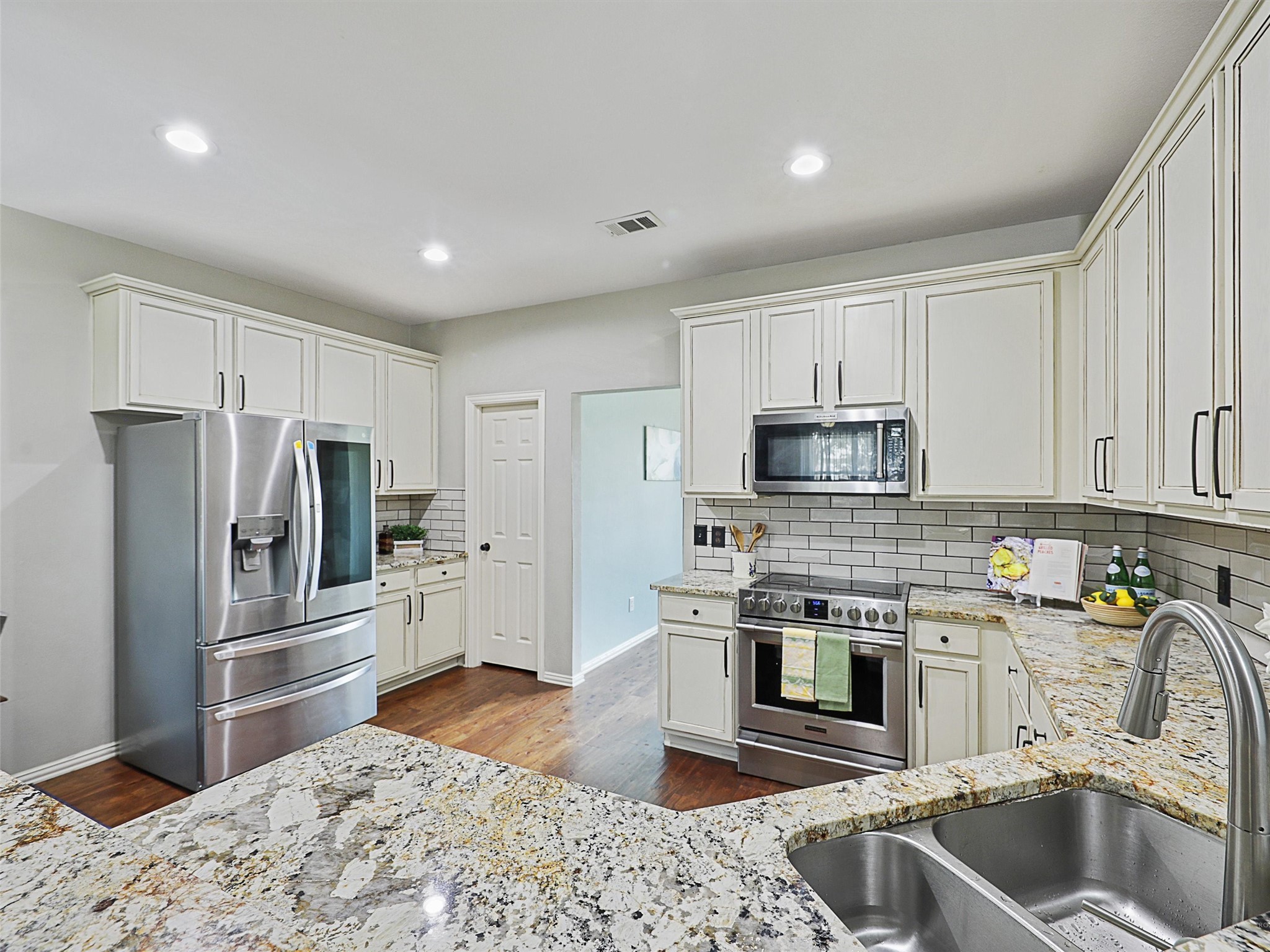 5004 Rain Forest Drive