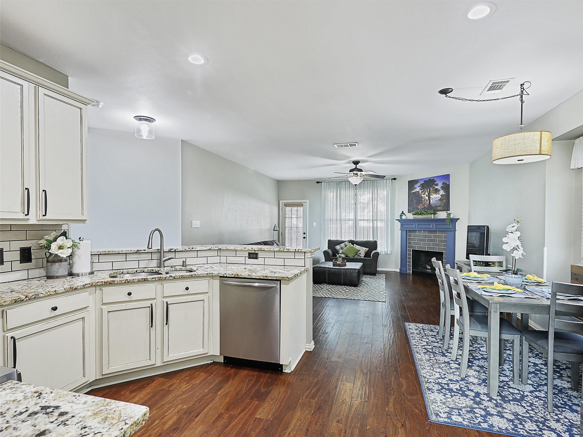 5004 Rain Forest Drive