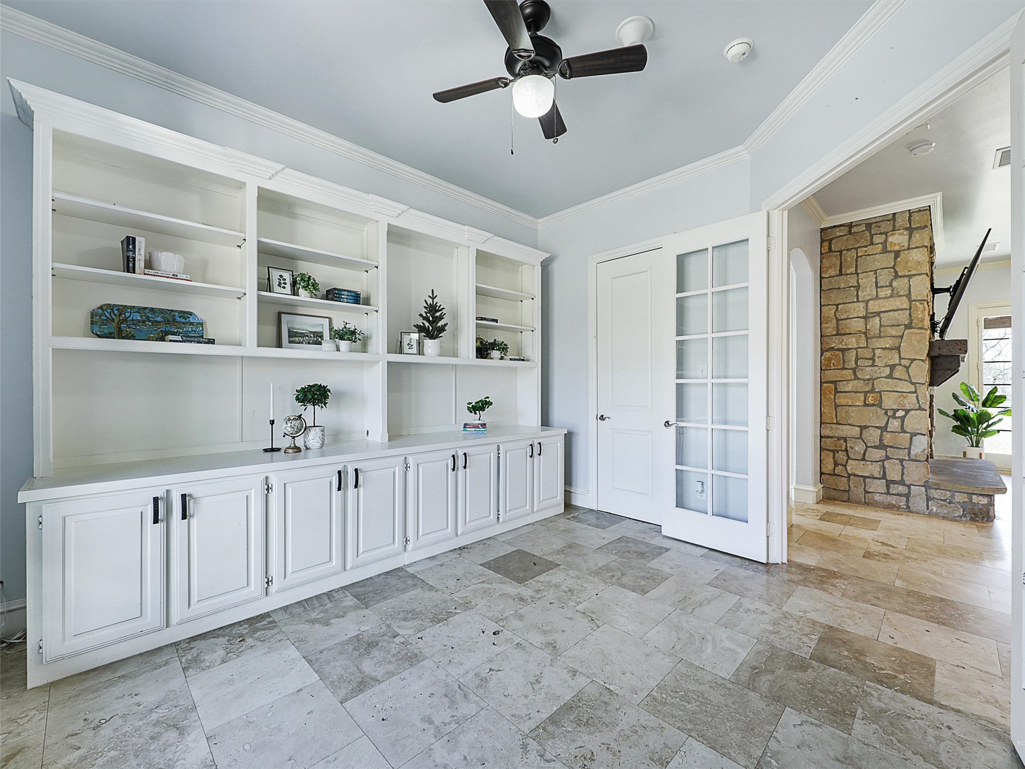 8411 Shady Brook Lane