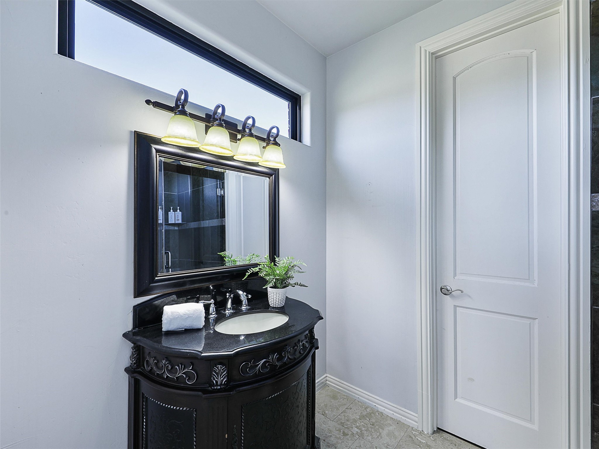 8411 Shady Brook Lane