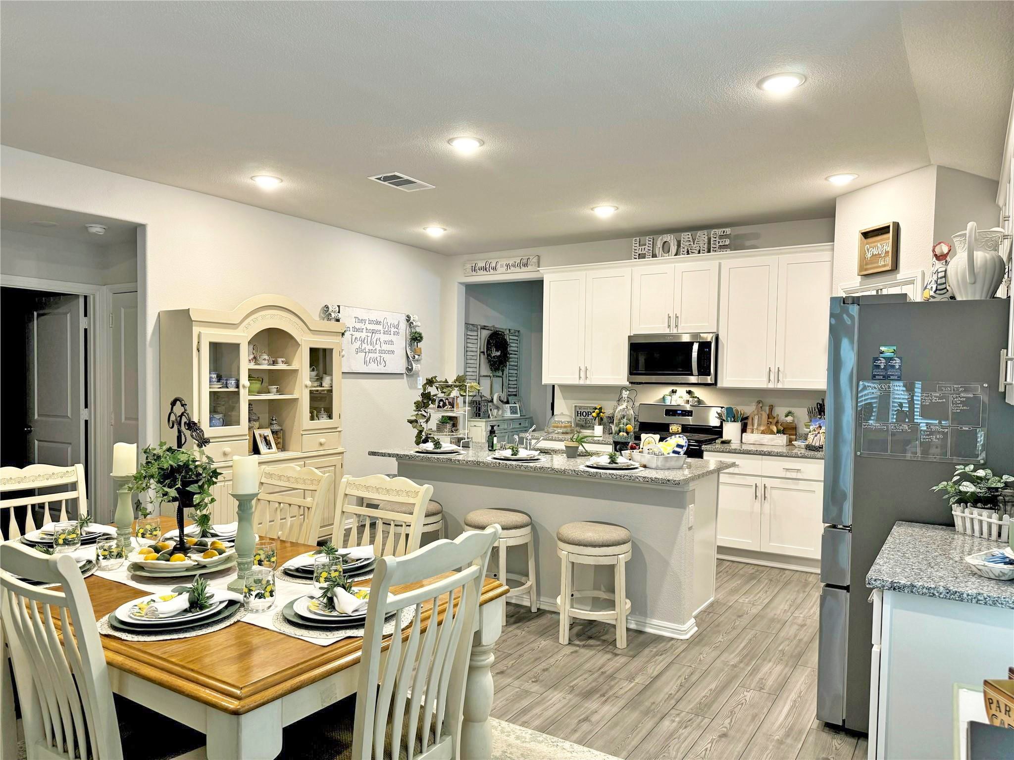 608 N Rain Barrel Place