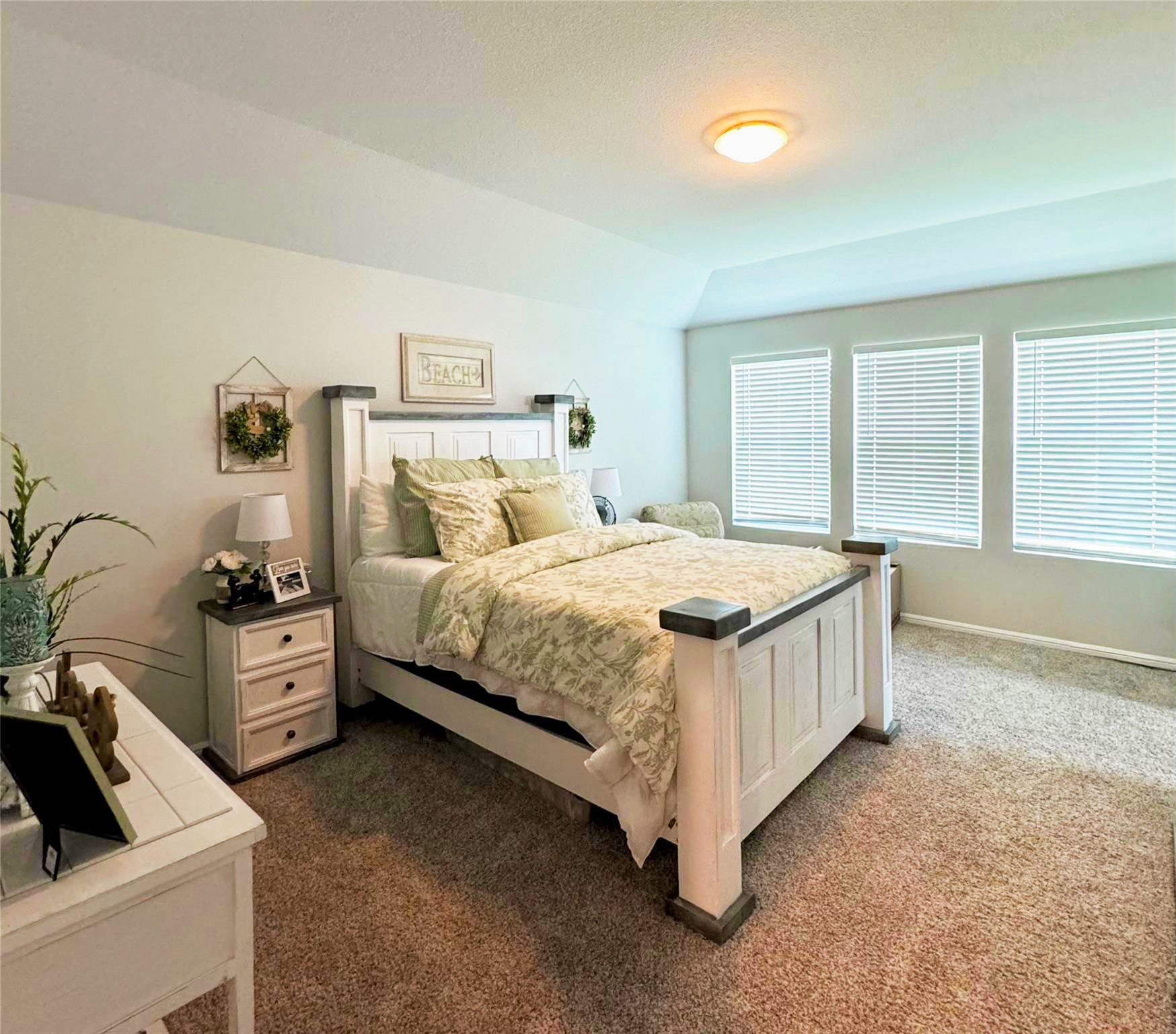 608 N Rain Barrel Place