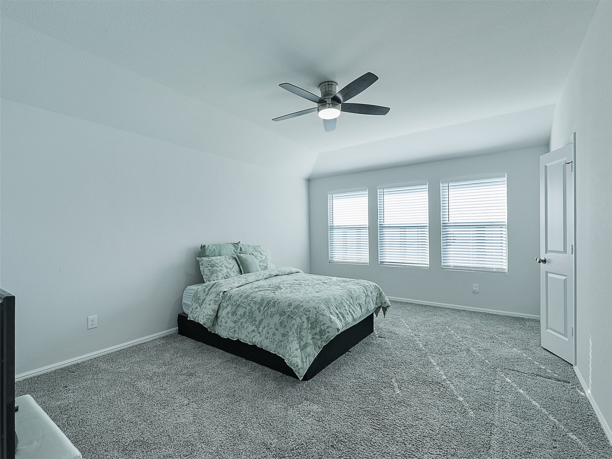 608 N Rain Barrel Place